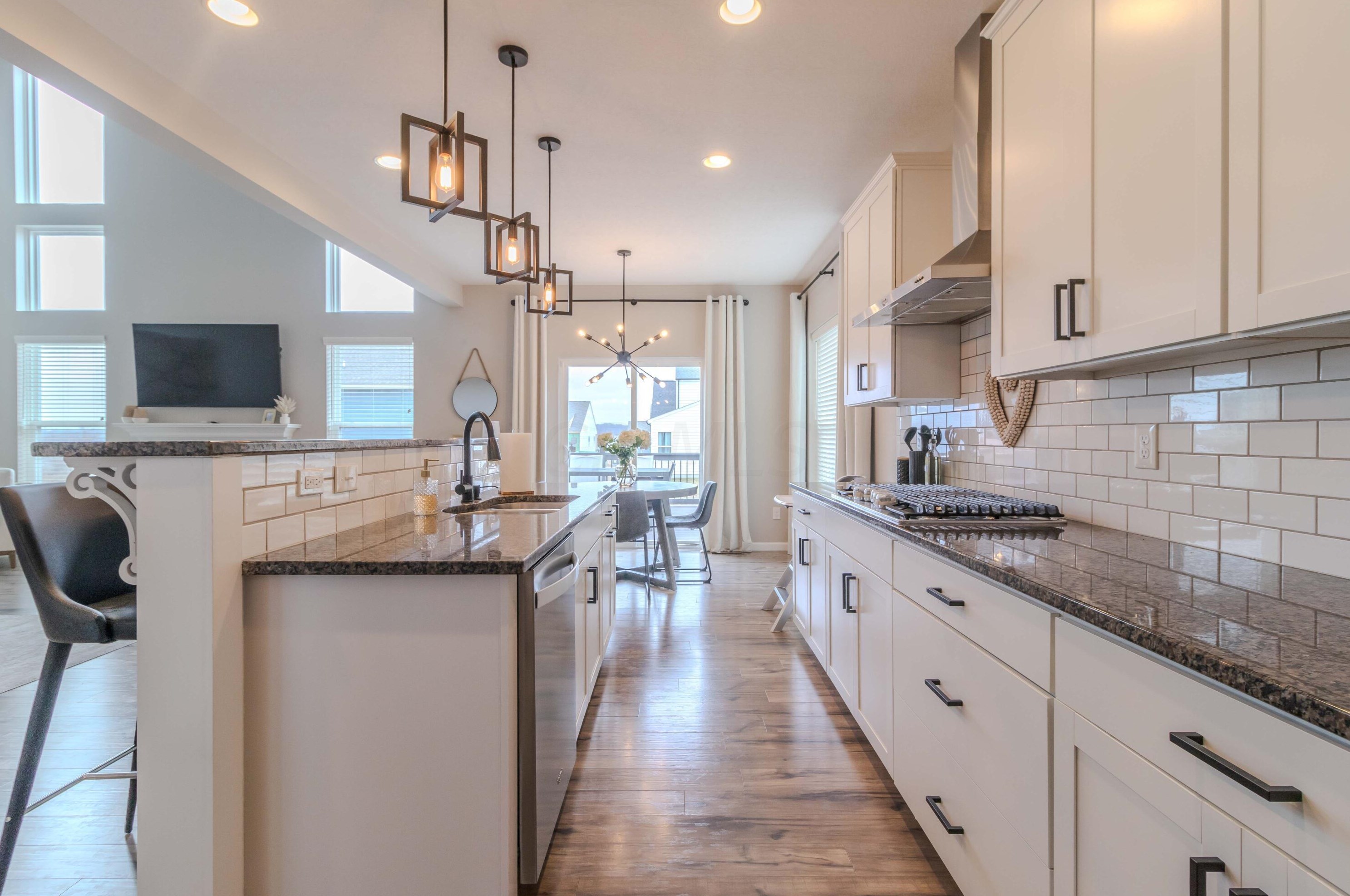 2363 Pine Crest Dr, Lancaster OH  43130-7731 exterior