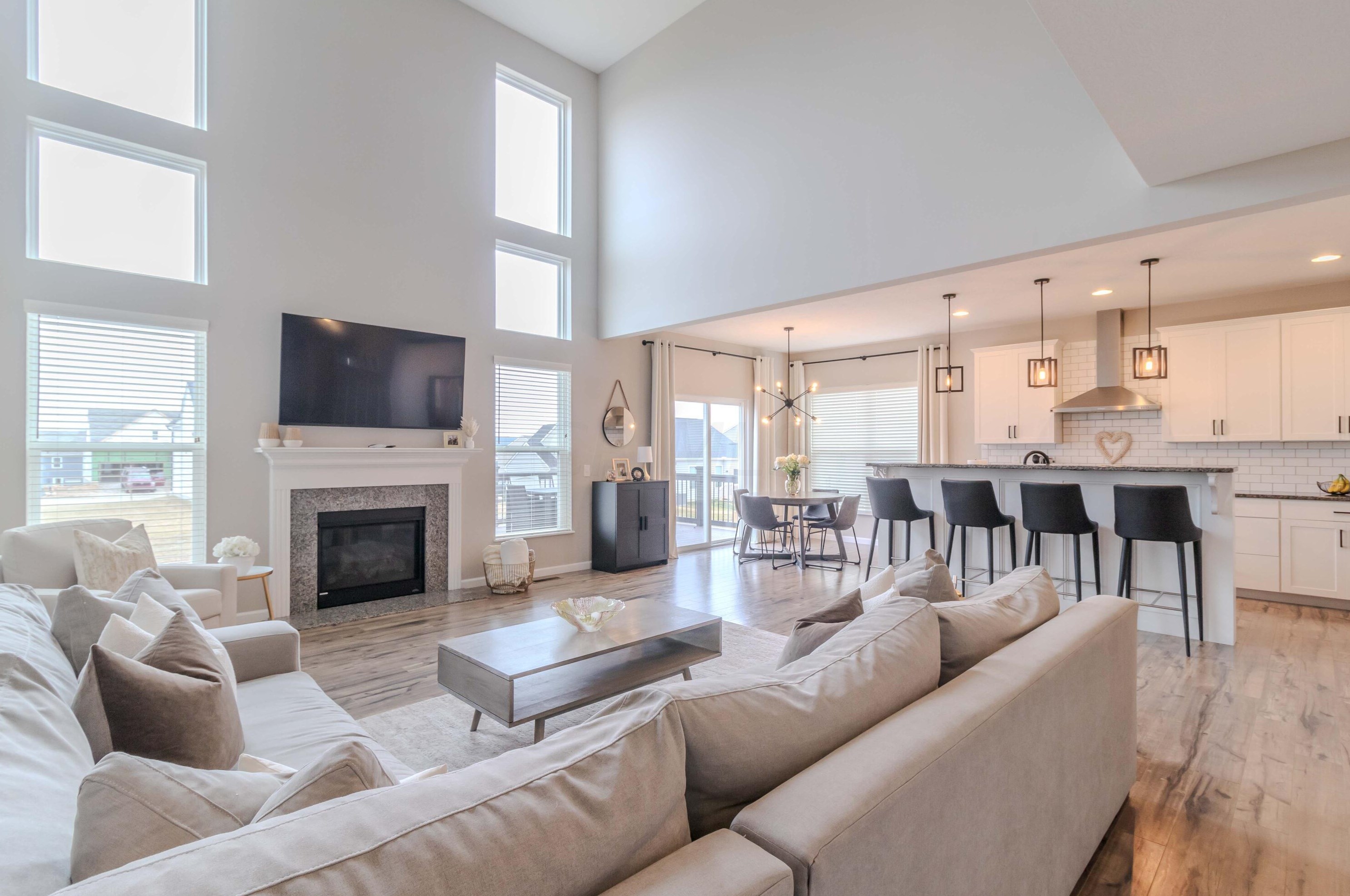 2363 Pine Crest Dr, Lancaster OH  43130-7731 exterior