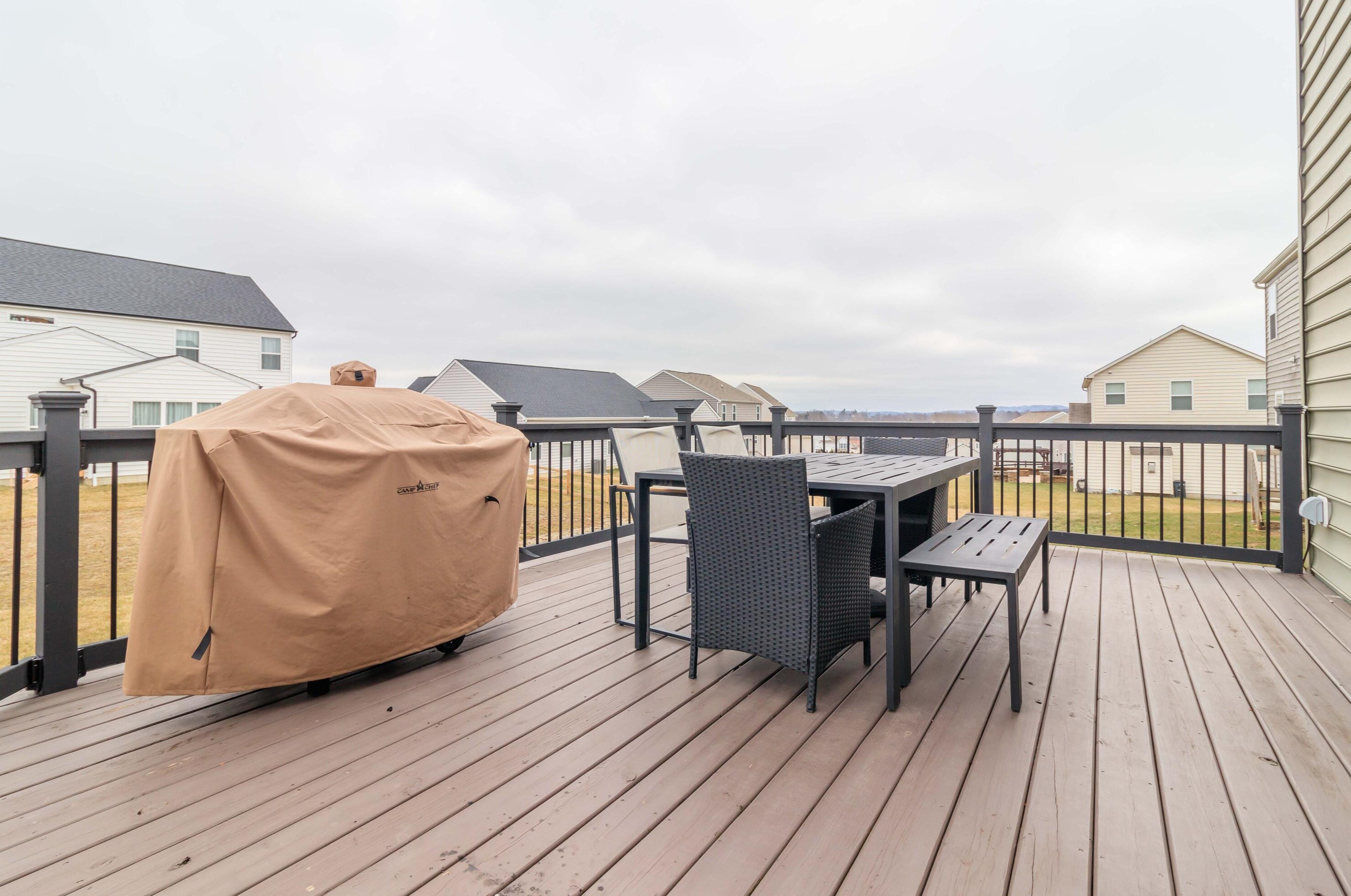 2363 Pine Crest Dr, Lancaster OH  43130-7731 exterior