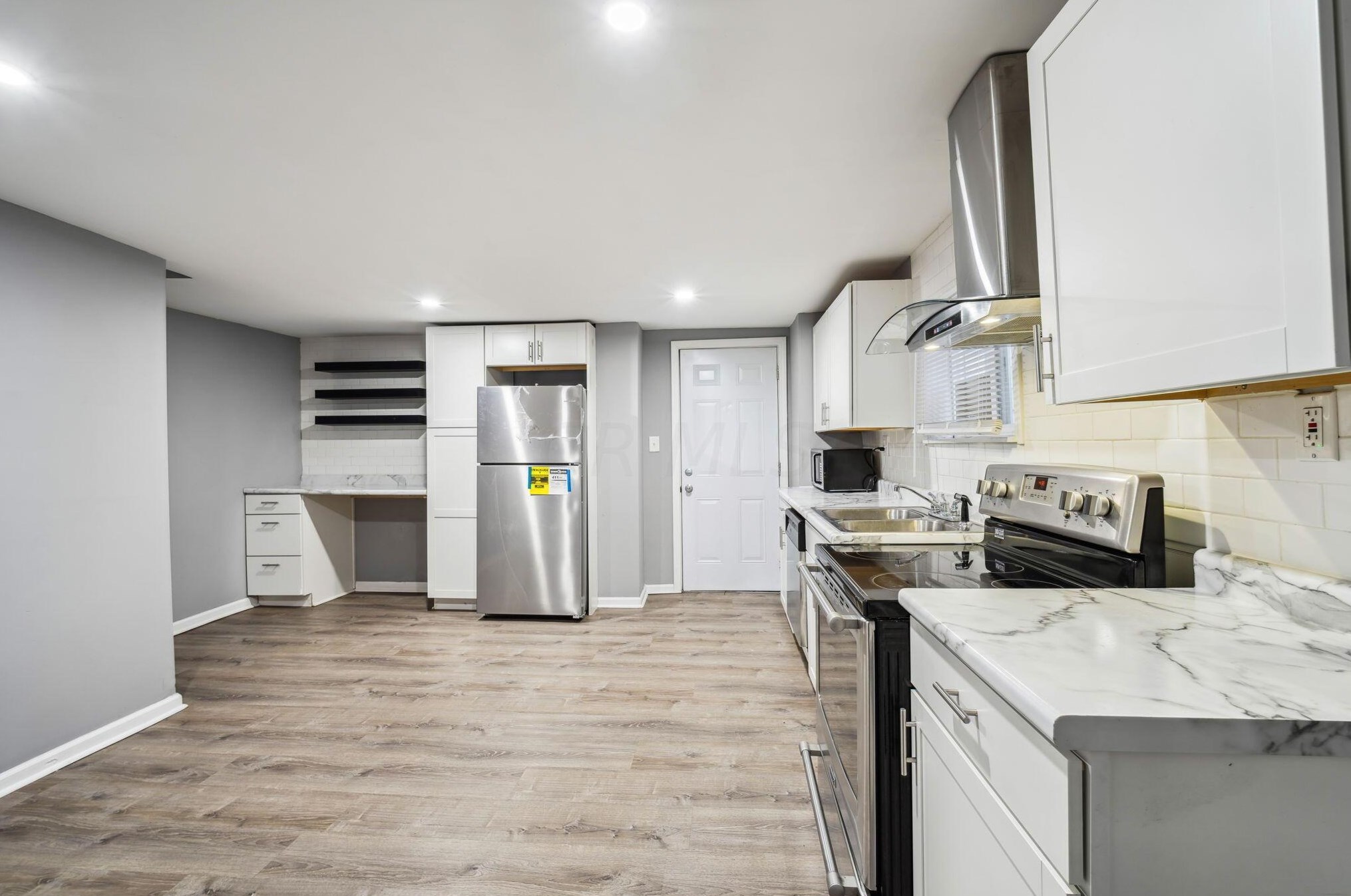 24 Innis Ave, Columbus OH  43207-1868 exterior