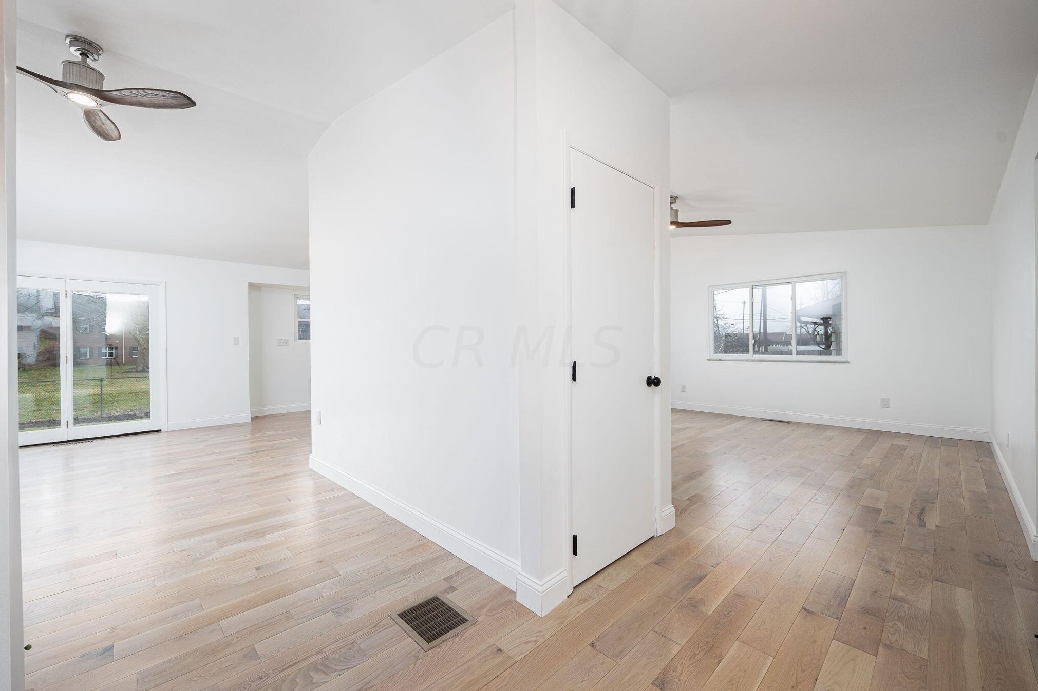 5481 Blue Ash Rd, Columbus OH  43229-3630 exterior