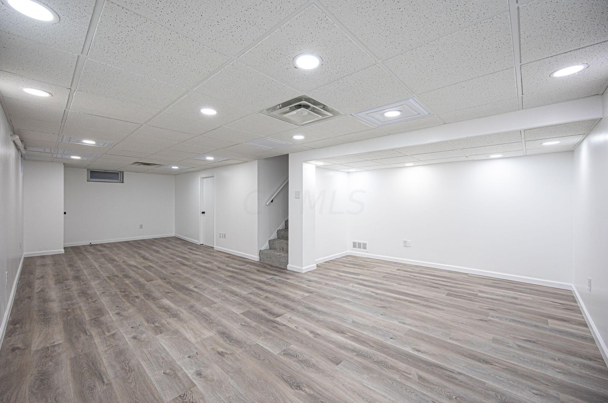 5481 Blue Ash Rd, Columbus OH  43229-3630 exterior