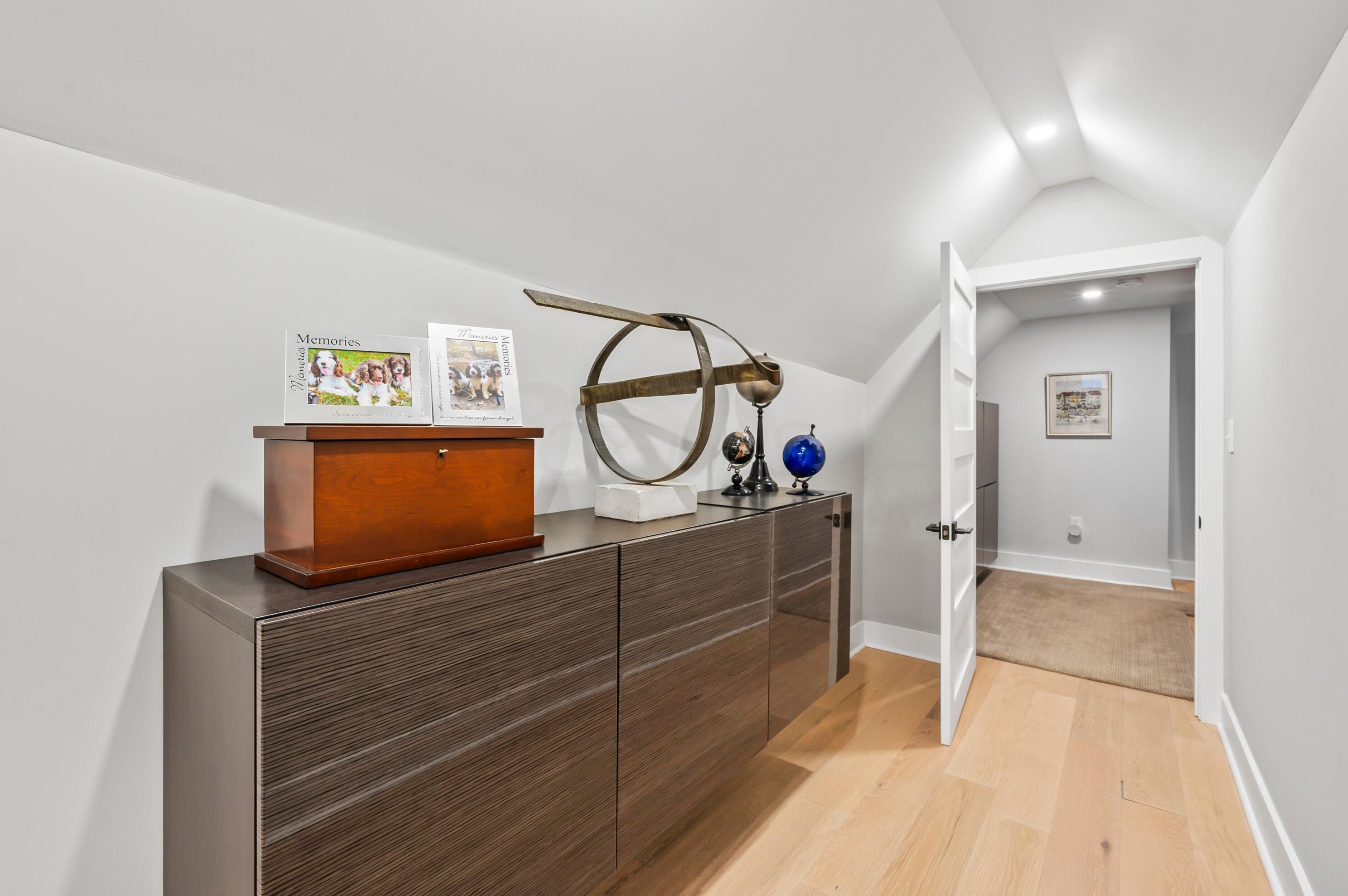 242 Thurman Ave, Columbus OH  43206-3580 exterior