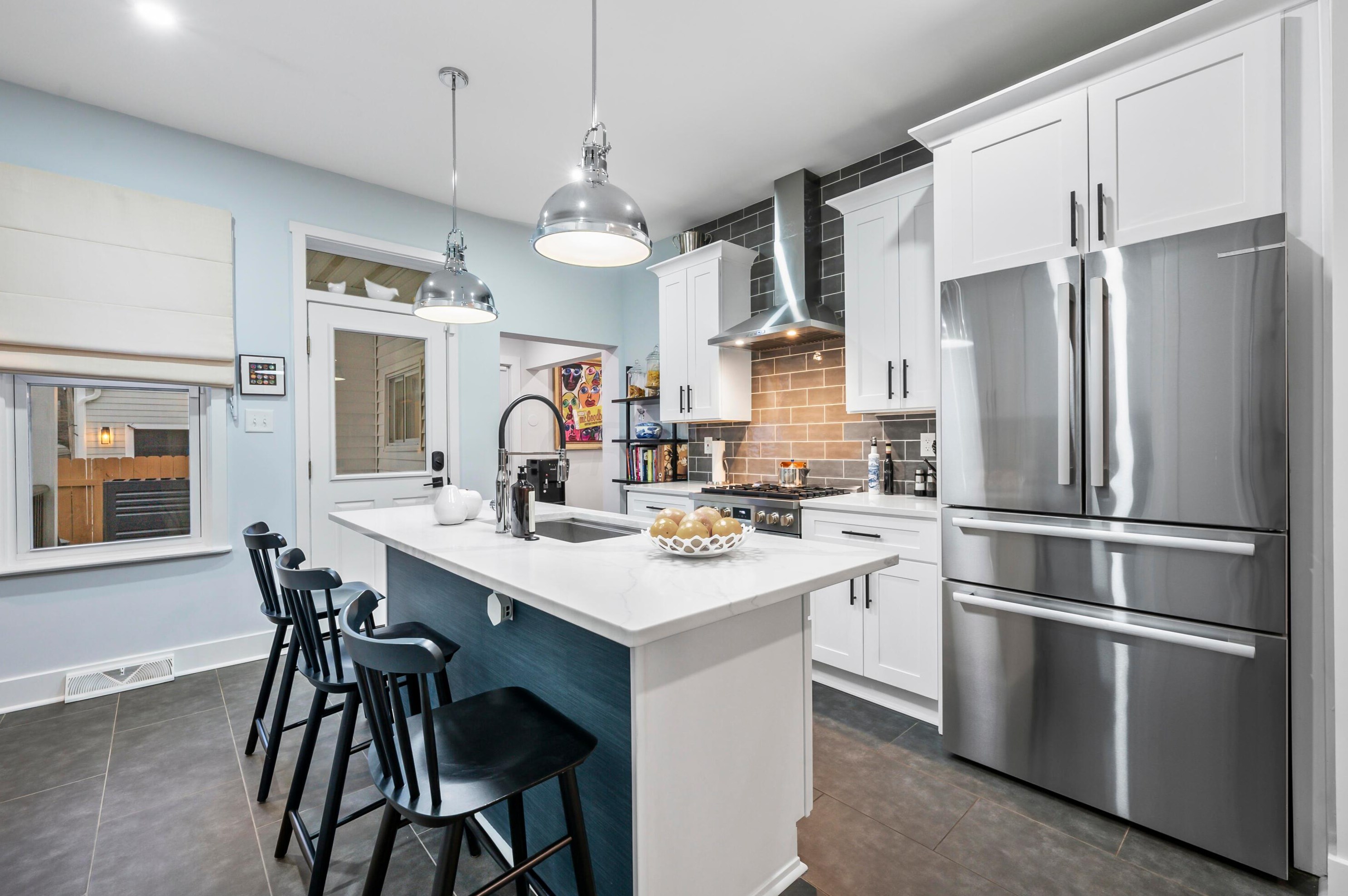 242 Thurman Ave, Columbus OH  43206-3580 exterior