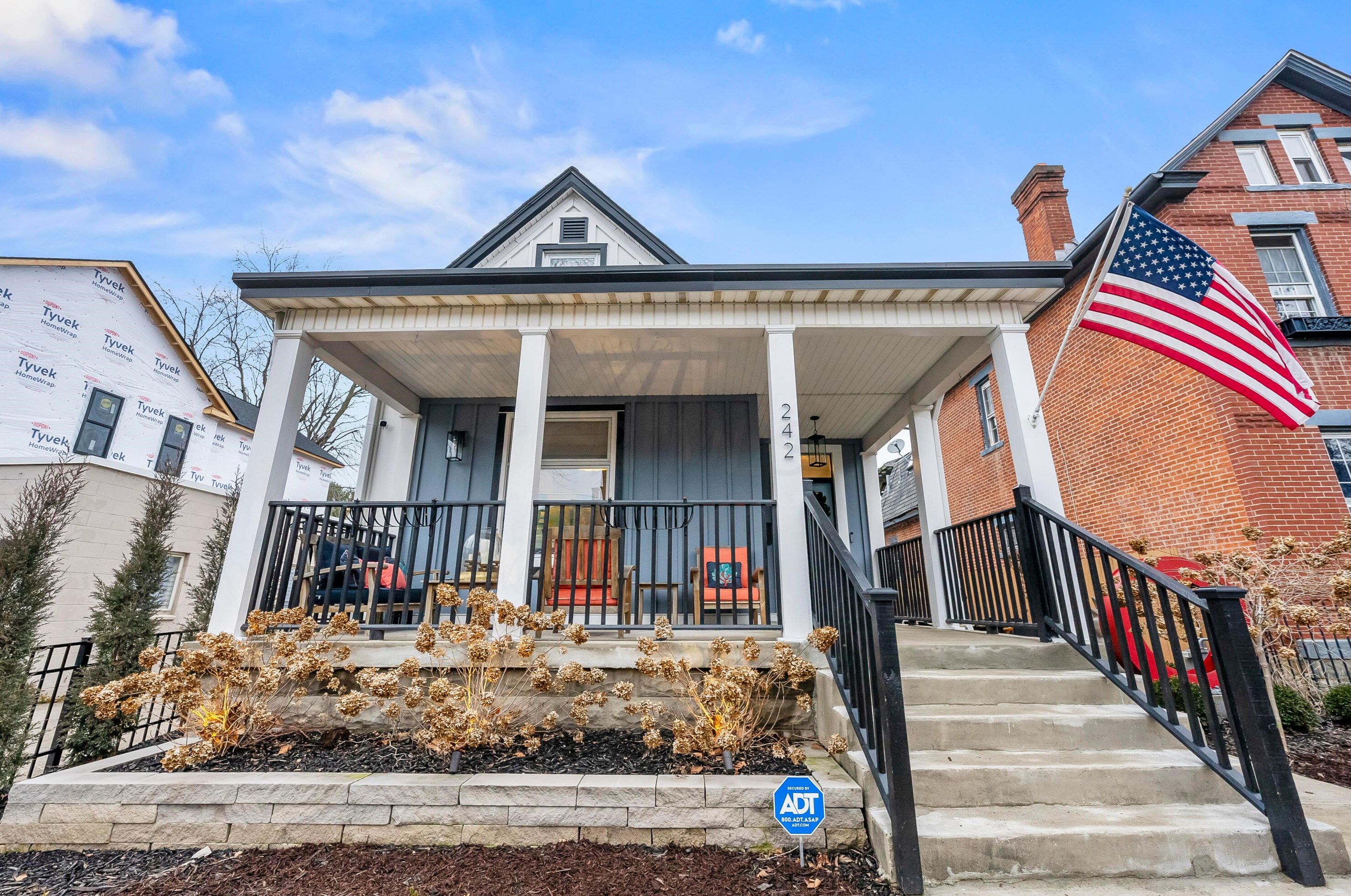 242 Thurman Ave, Columbus OH  43206-3580 exterior