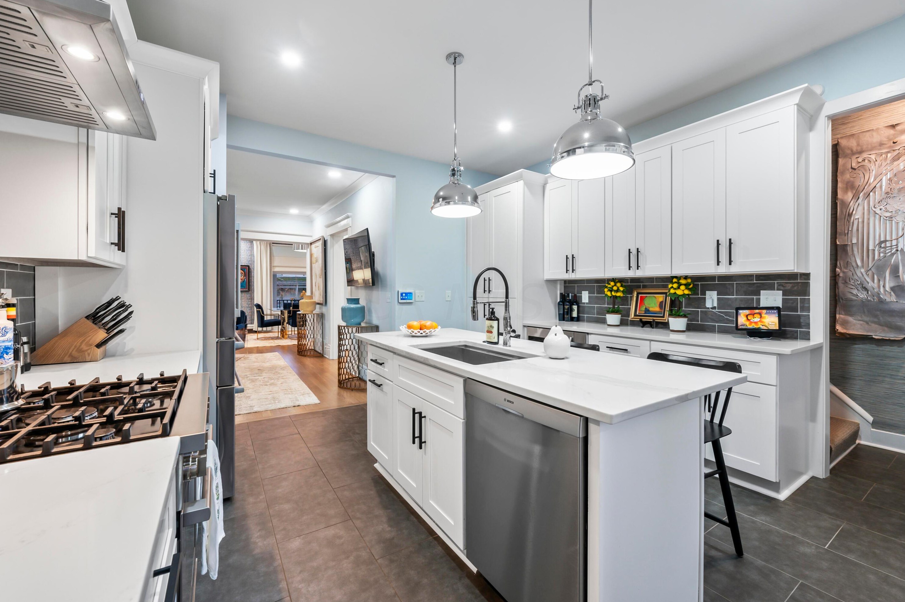 242 Thurman Ave, Columbus OH  43206-3580 exterior