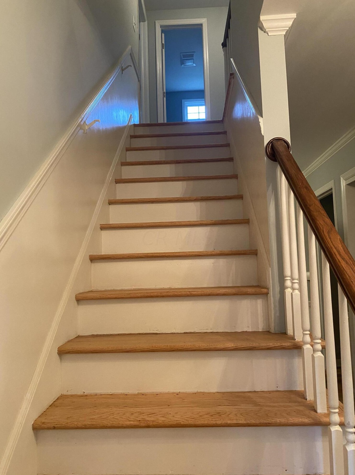 2290 Haverford Rd, Columbus OH  43220-4320 exterior