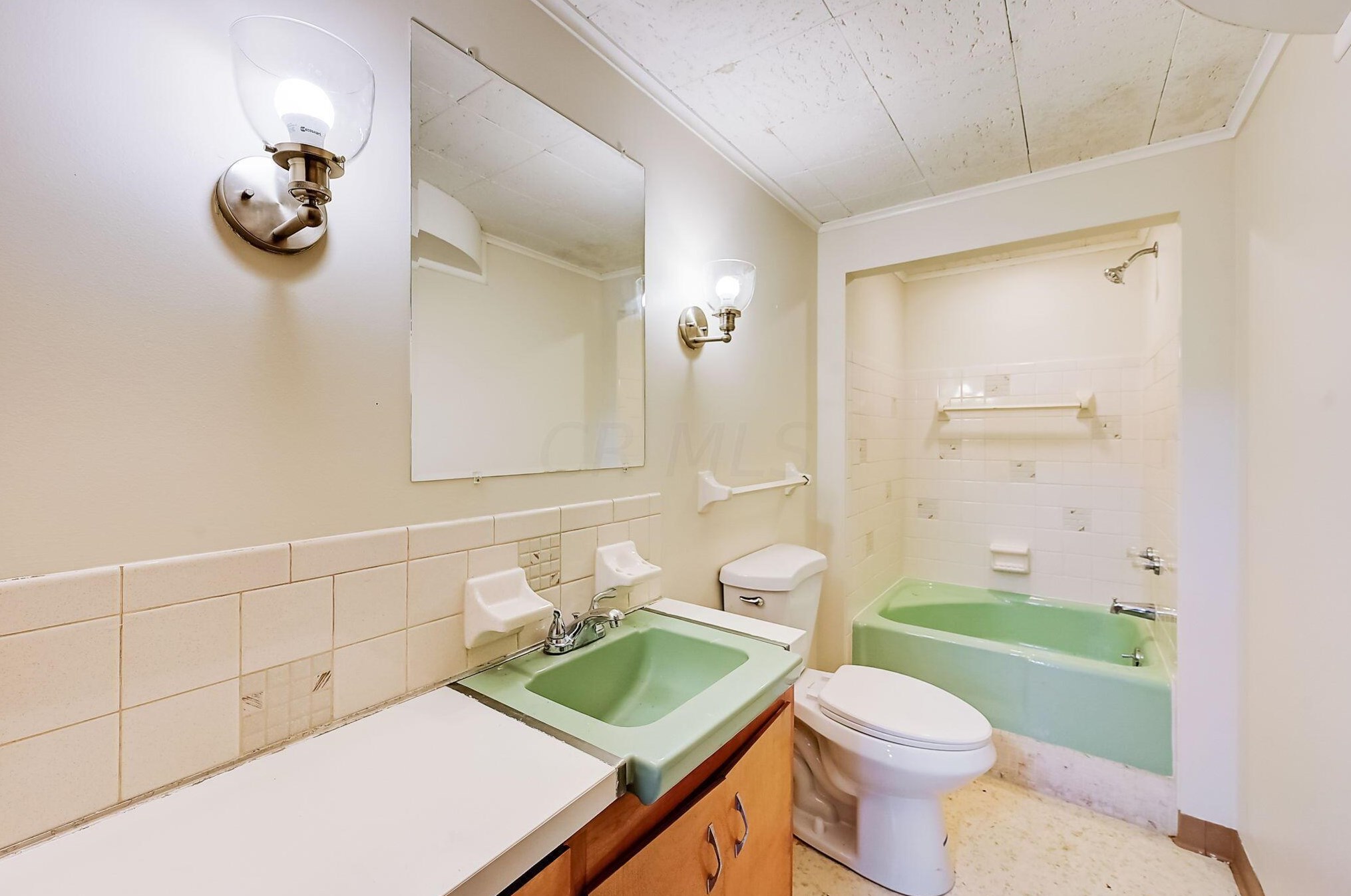 9563 Brookside Dr, Pickerington OH  43147-9206 exterior