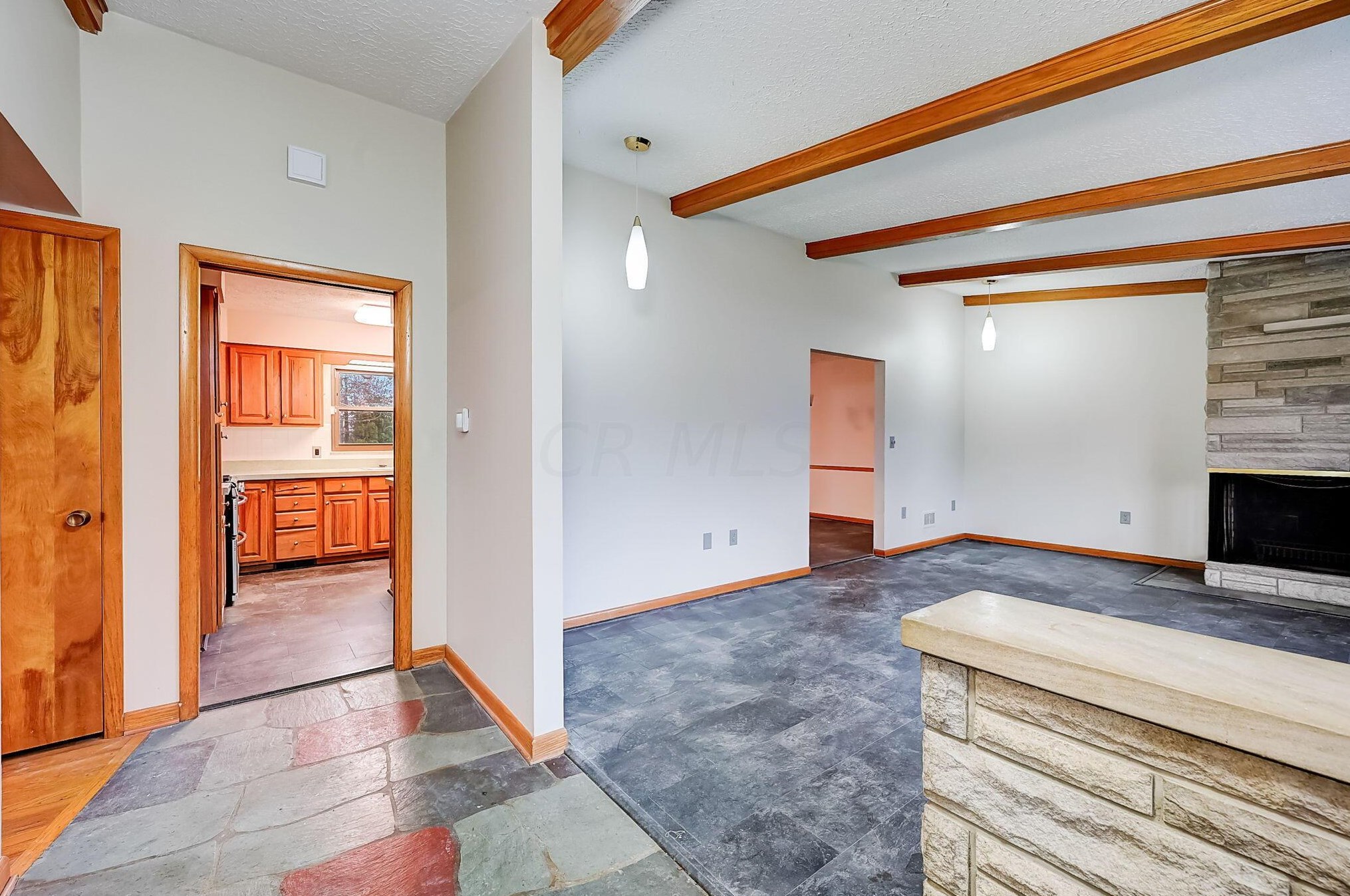 9563 Brookside Dr, Pickerington OH  43147-9206 exterior