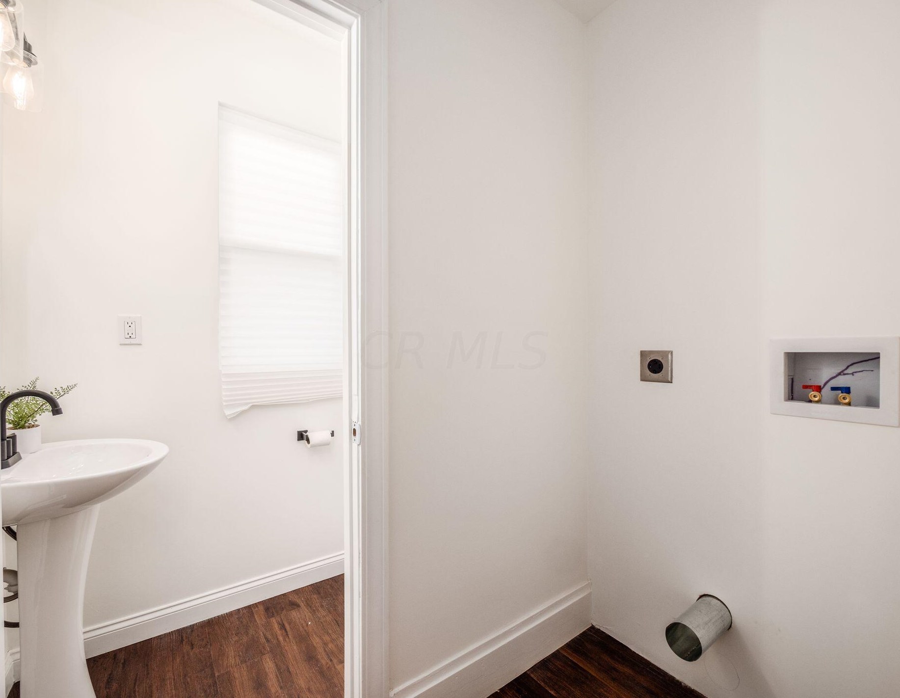 1111 Whittier St, Columbus OH  43206-3140 exterior