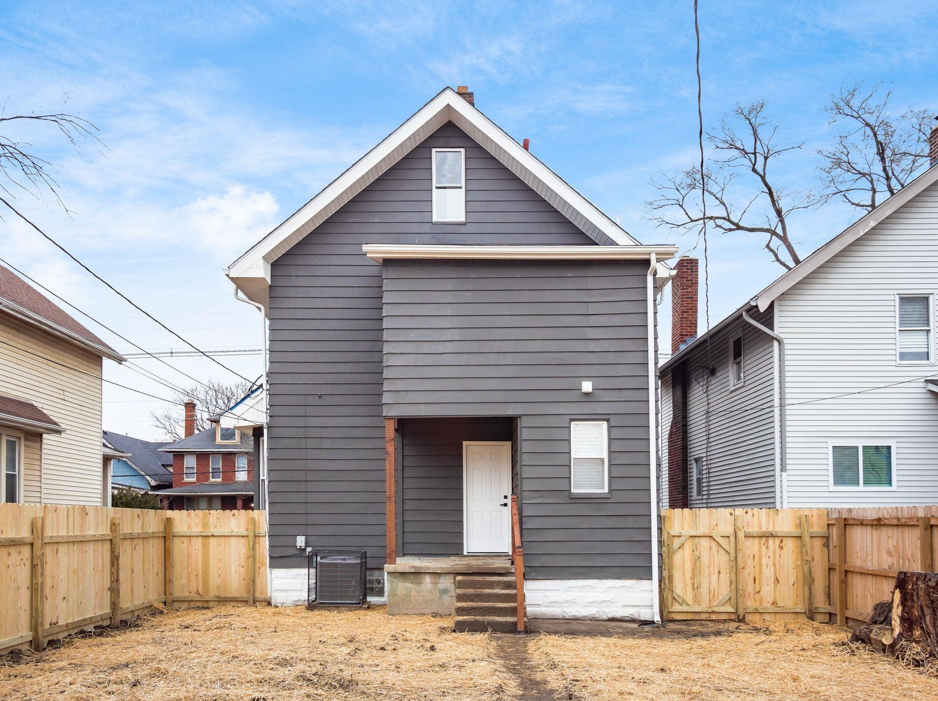 1111 Whittier St, Columbus OH  43206-3140 exterior