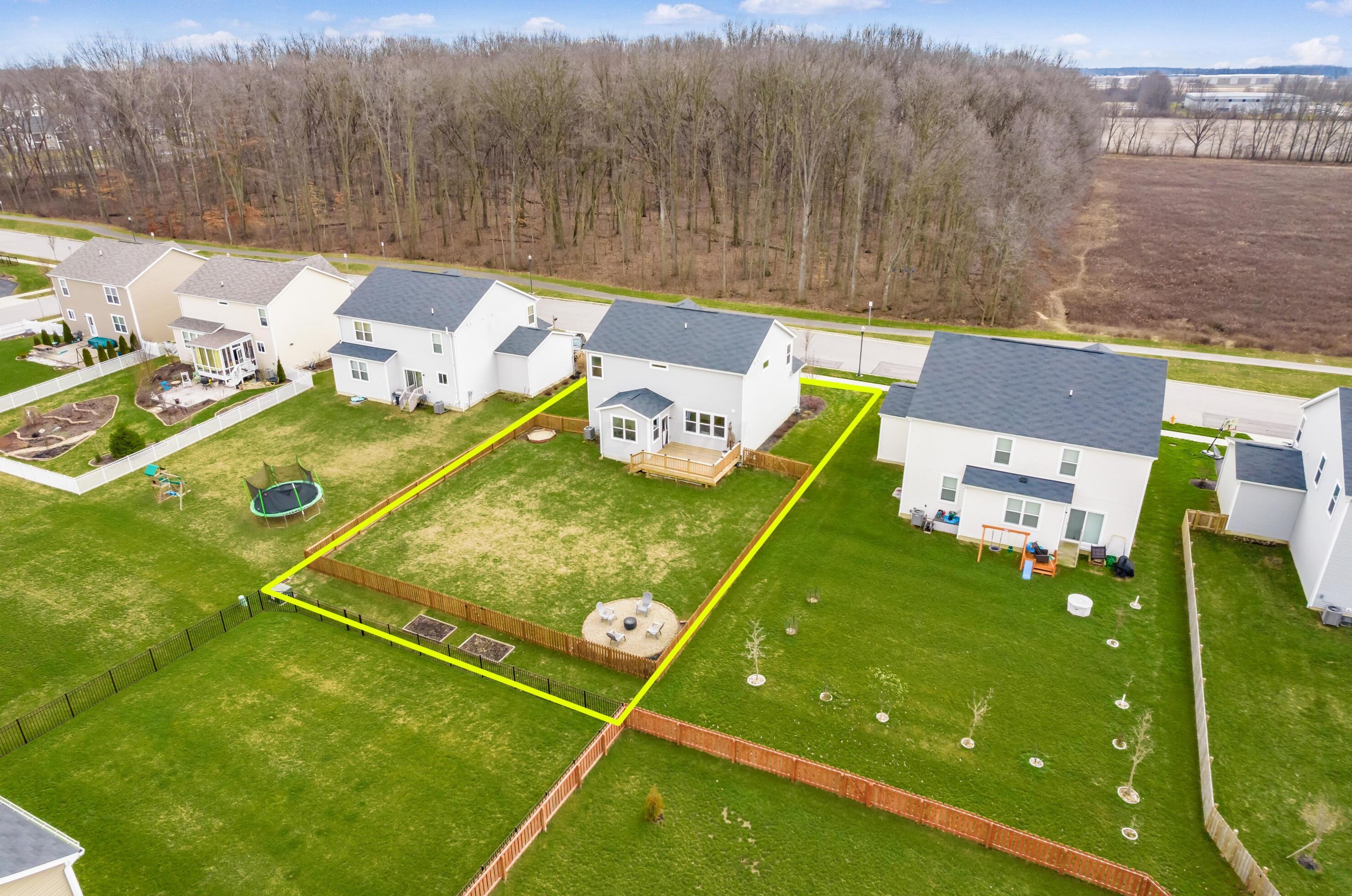 854 Boulder Dr, Delaware OH  43015-4213 exterior