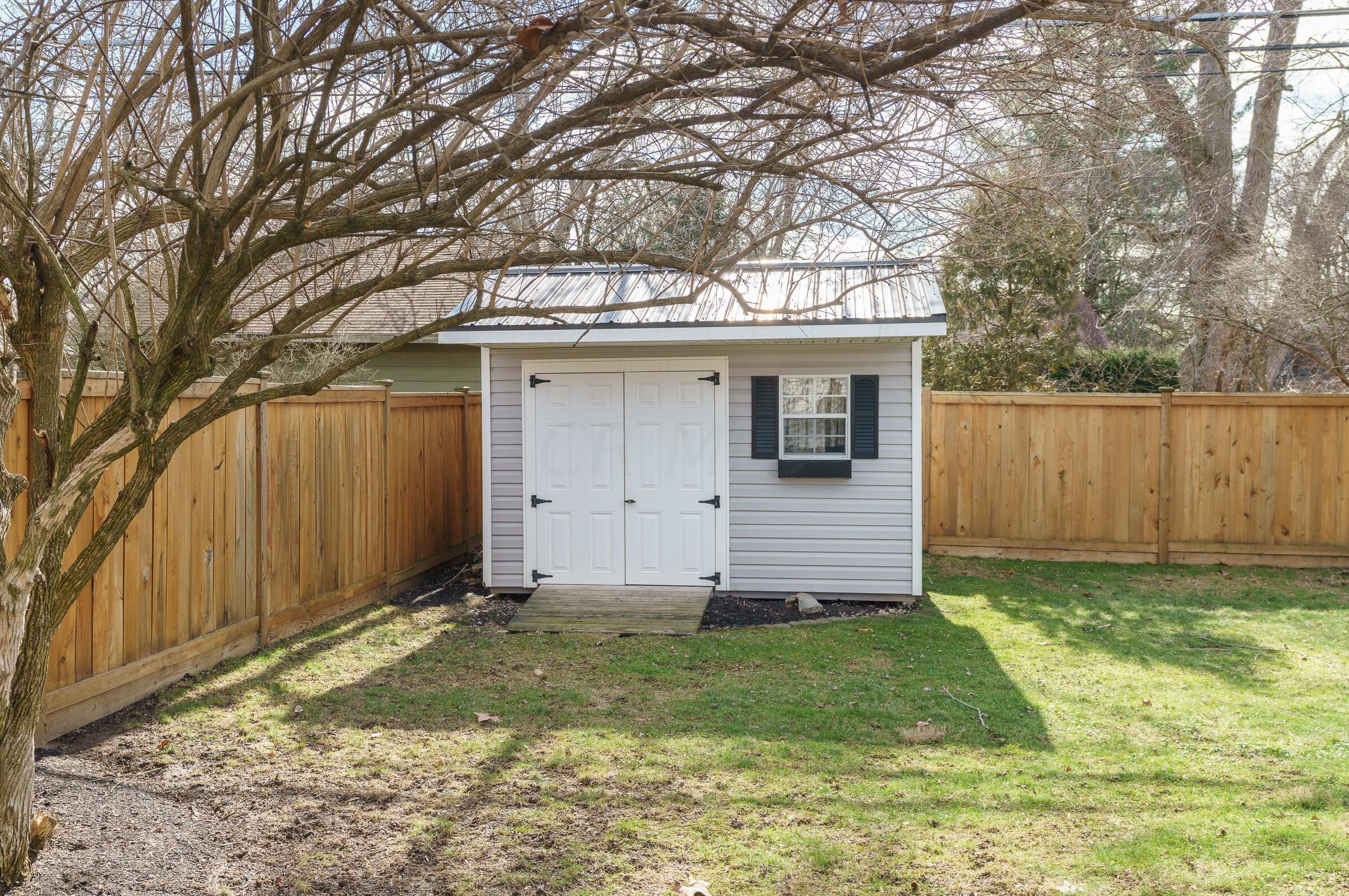 1981 Milden Rd, Columbus OH  43221-1937 exterior