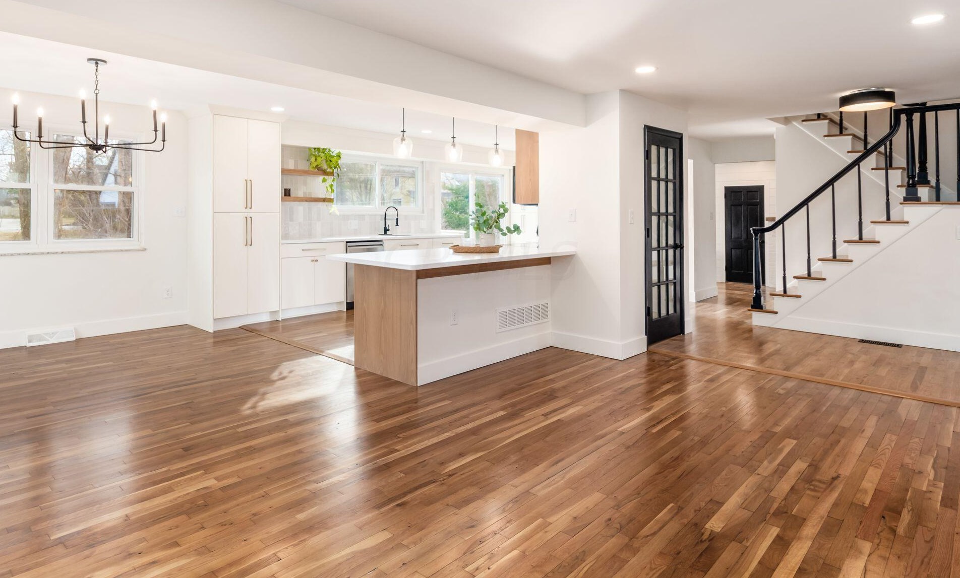 835 Colony Way, Columbus OH  43235-1755 exterior