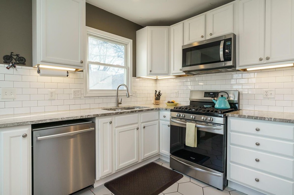 866 Blvd, Columbus OH 43221-2902 exterior