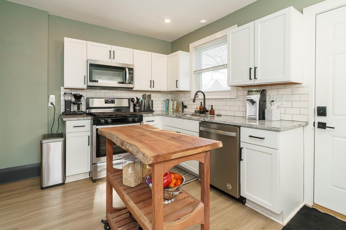 866 Blvd, Columbus OH 43221-2902 exterior