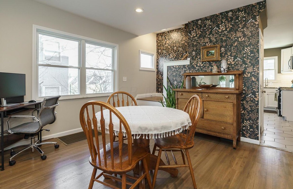 866 Blvd, Columbus OH 43221-2902 exterior