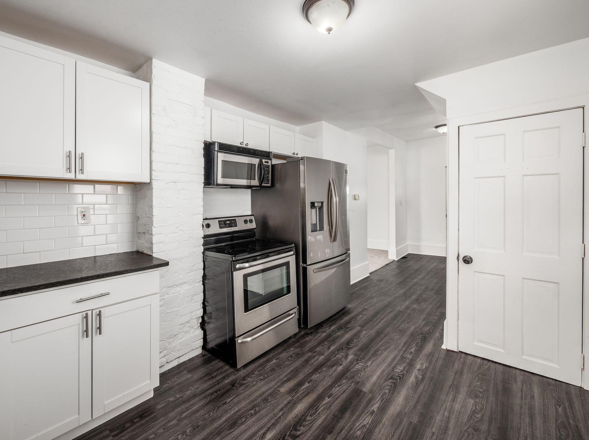 155 Wheatland Ave, Columbus OH  43204-3776 exterior