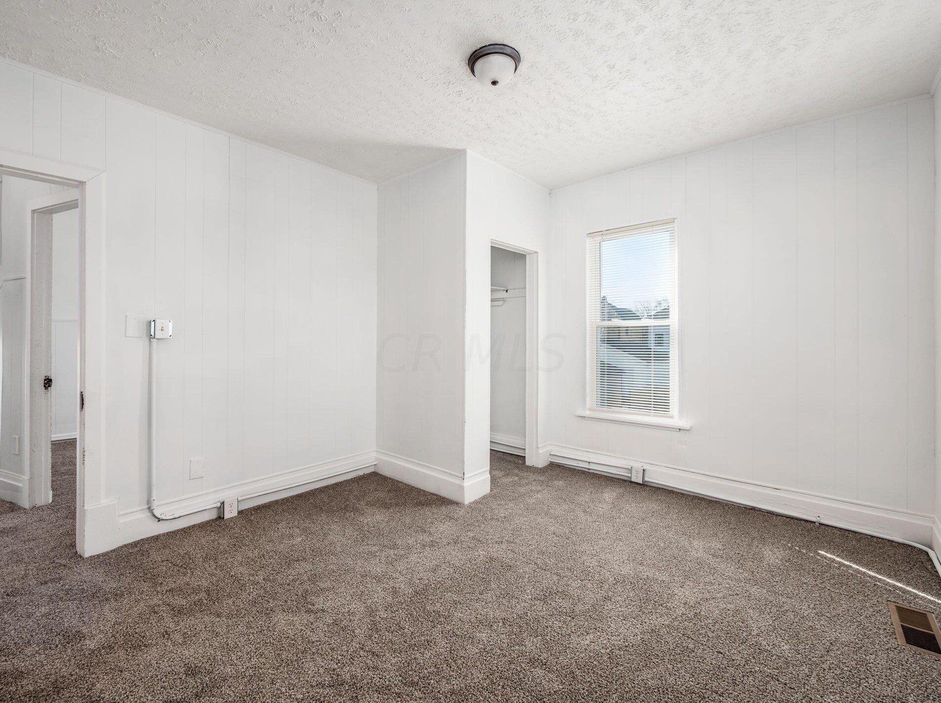 155 Wheatland Ave, Columbus OH  43204-3776 exterior