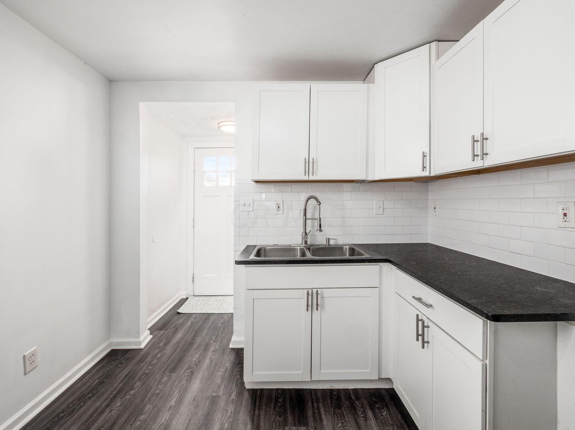 155 Wheatland Ave, Columbus OH  43204-3776 exterior