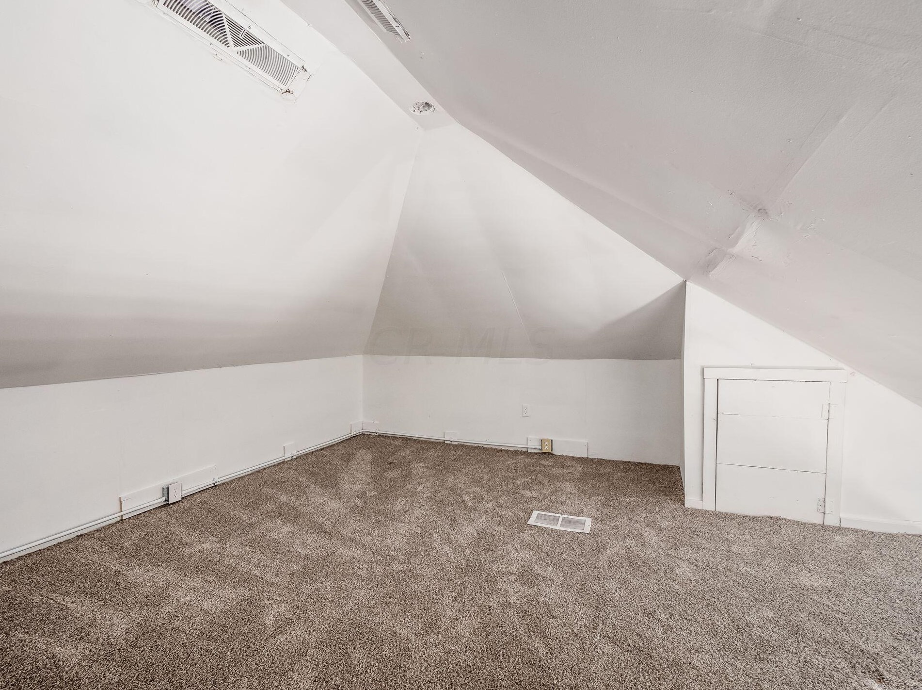 155 Wheatland Ave, Columbus OH  43204-3776 exterior