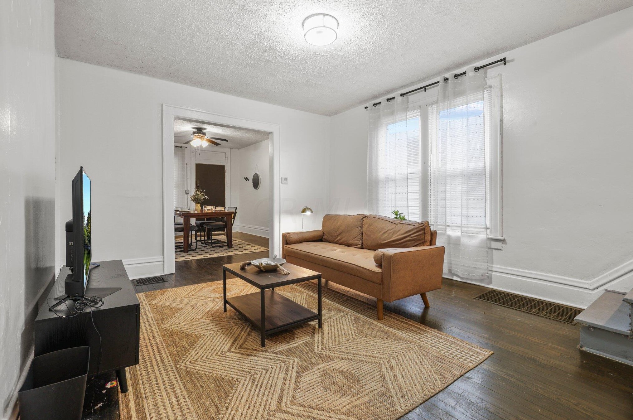 612 2 Ave, Columbus OH 43201-3781 exterior