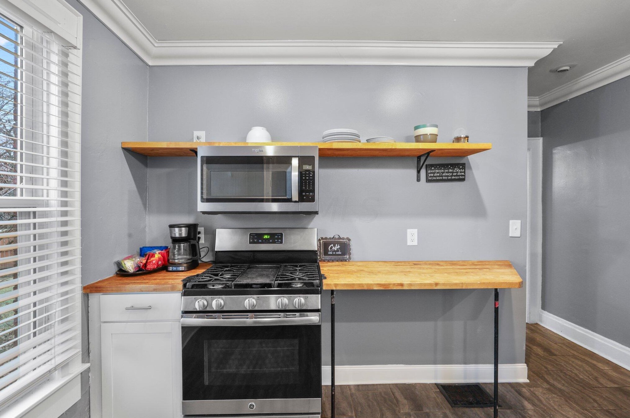 612 2 Ave, Columbus OH 43201-3781 exterior