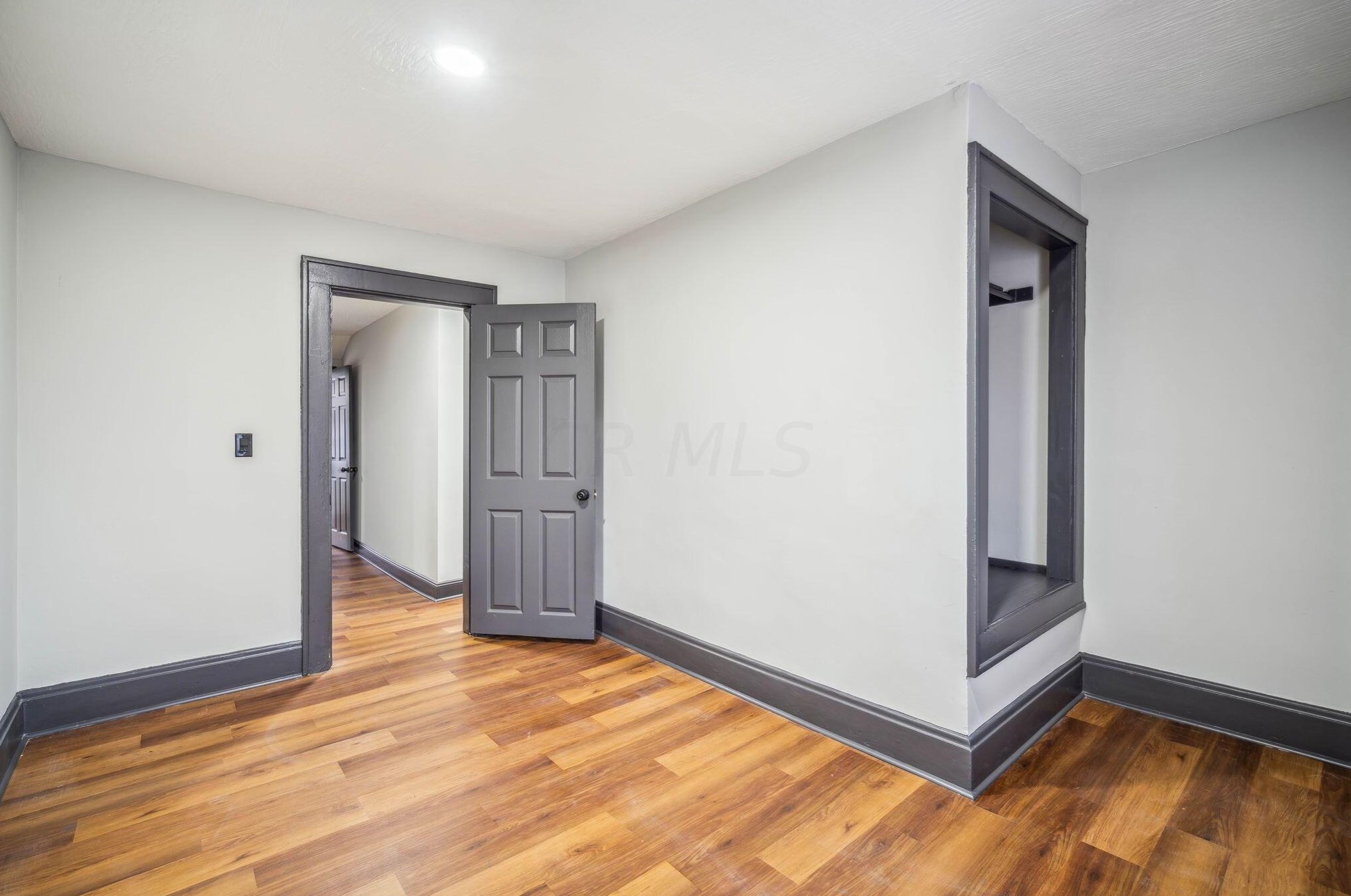 153 Clarendon Ave, Columbus OH 43223-1005 exterior