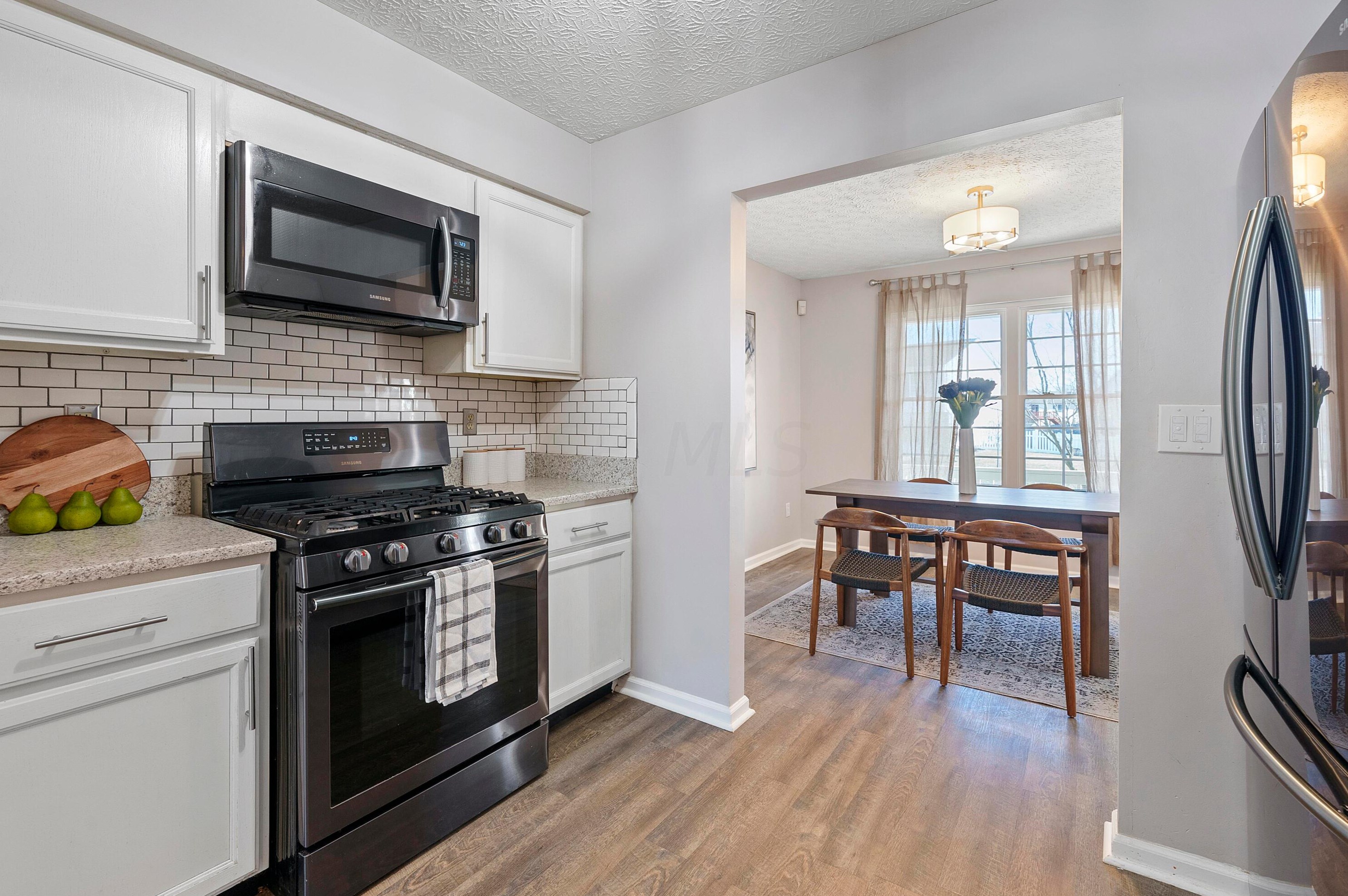 1511 Brookforest Dr, Columbus OH  43204-5027 exterior