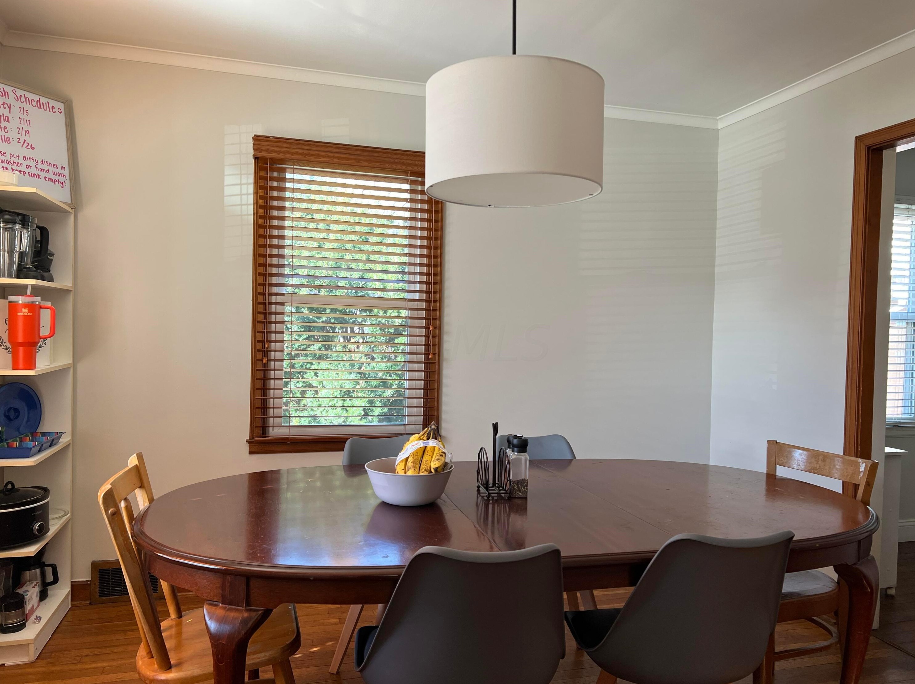 30 Lincoln St, Westerville OH  43081-1500 exterior