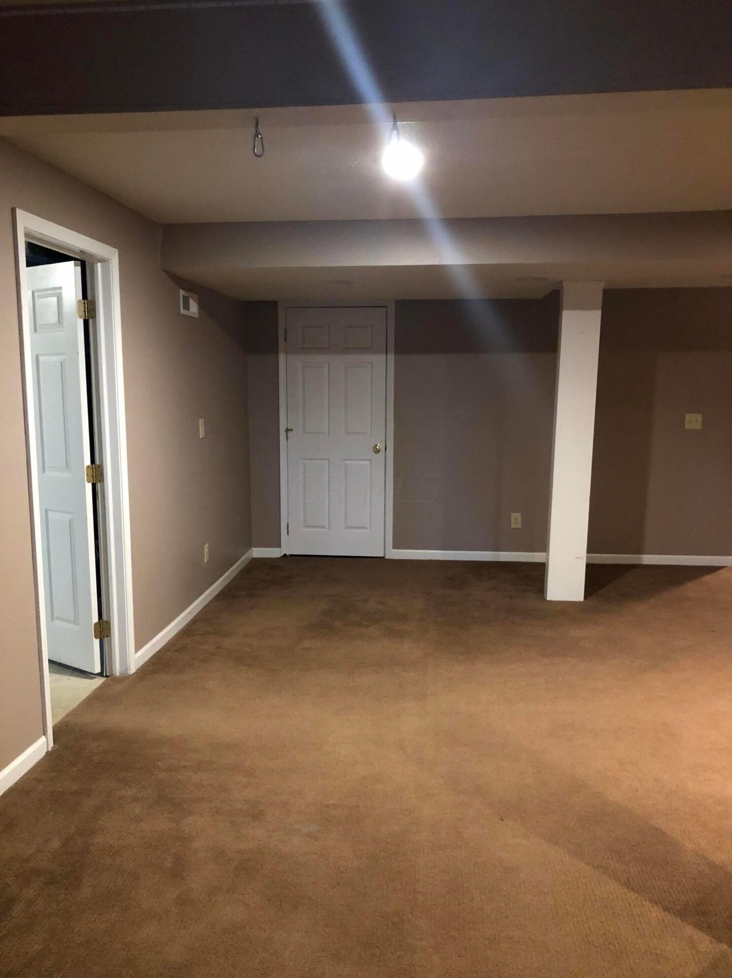 124 Coventry Ct, Lancaster OH  43130-4135 exterior