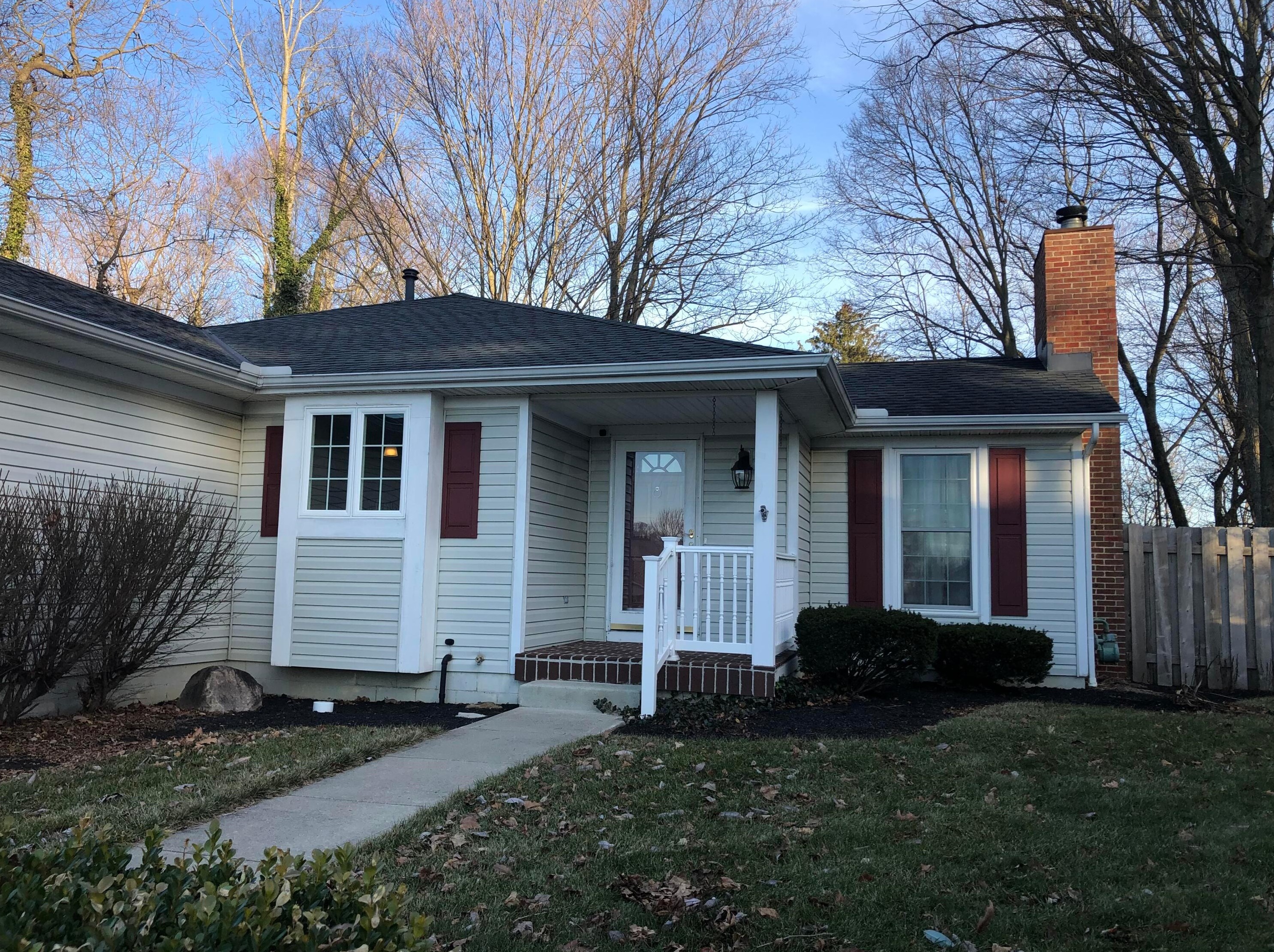 124 Coventry Ct, Lancaster OH  43130-4135 exterior