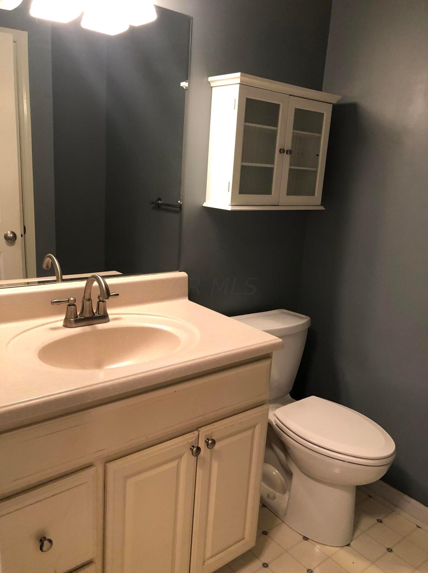 124 Coventry Ct, Lancaster OH  43130-4135 exterior
