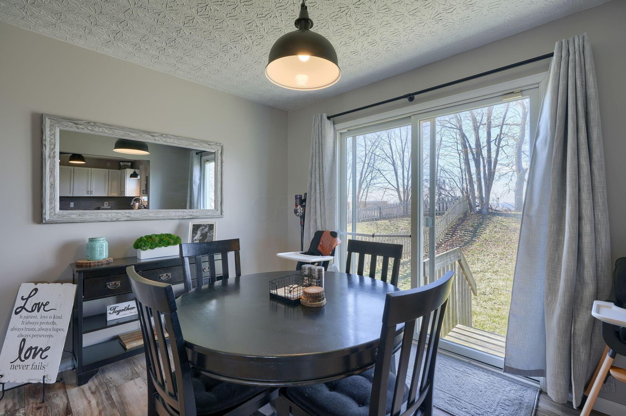 2771 Cross Creek Ave, Lancaster OH  43130-7811 exterior