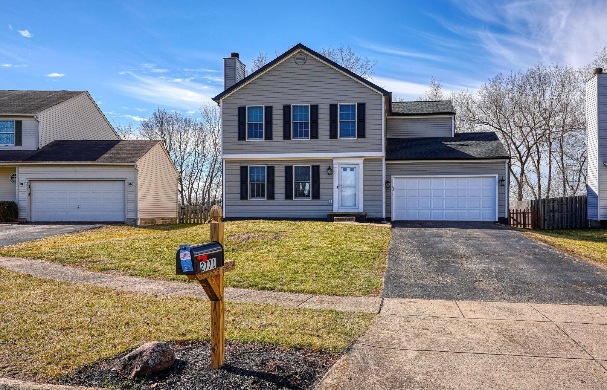 2771 Cross Creek Ave, Lancaster OH  43130-7811 exterior