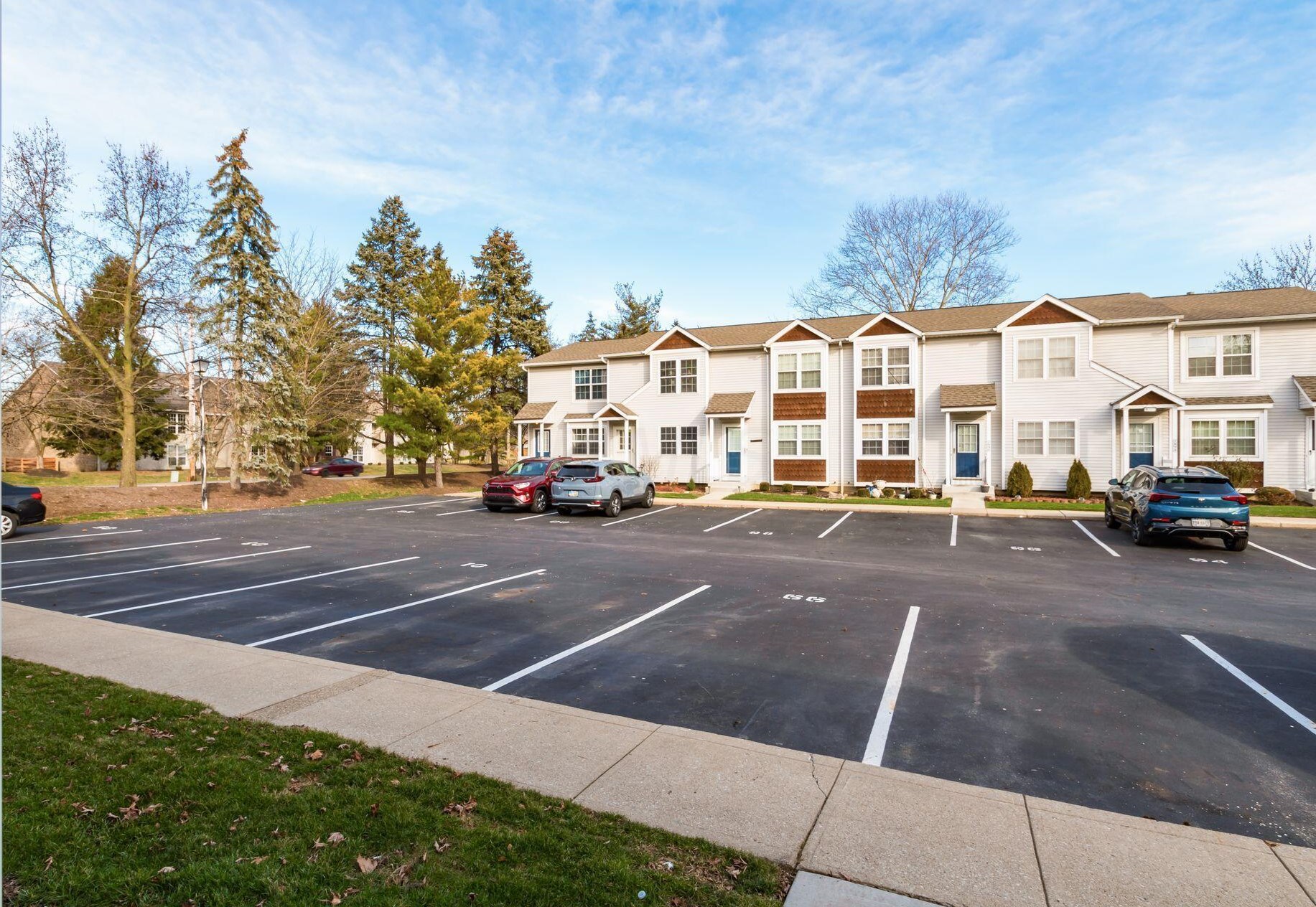 7899 Tuxford Ct, Columbus OH 43085-5854 exterior