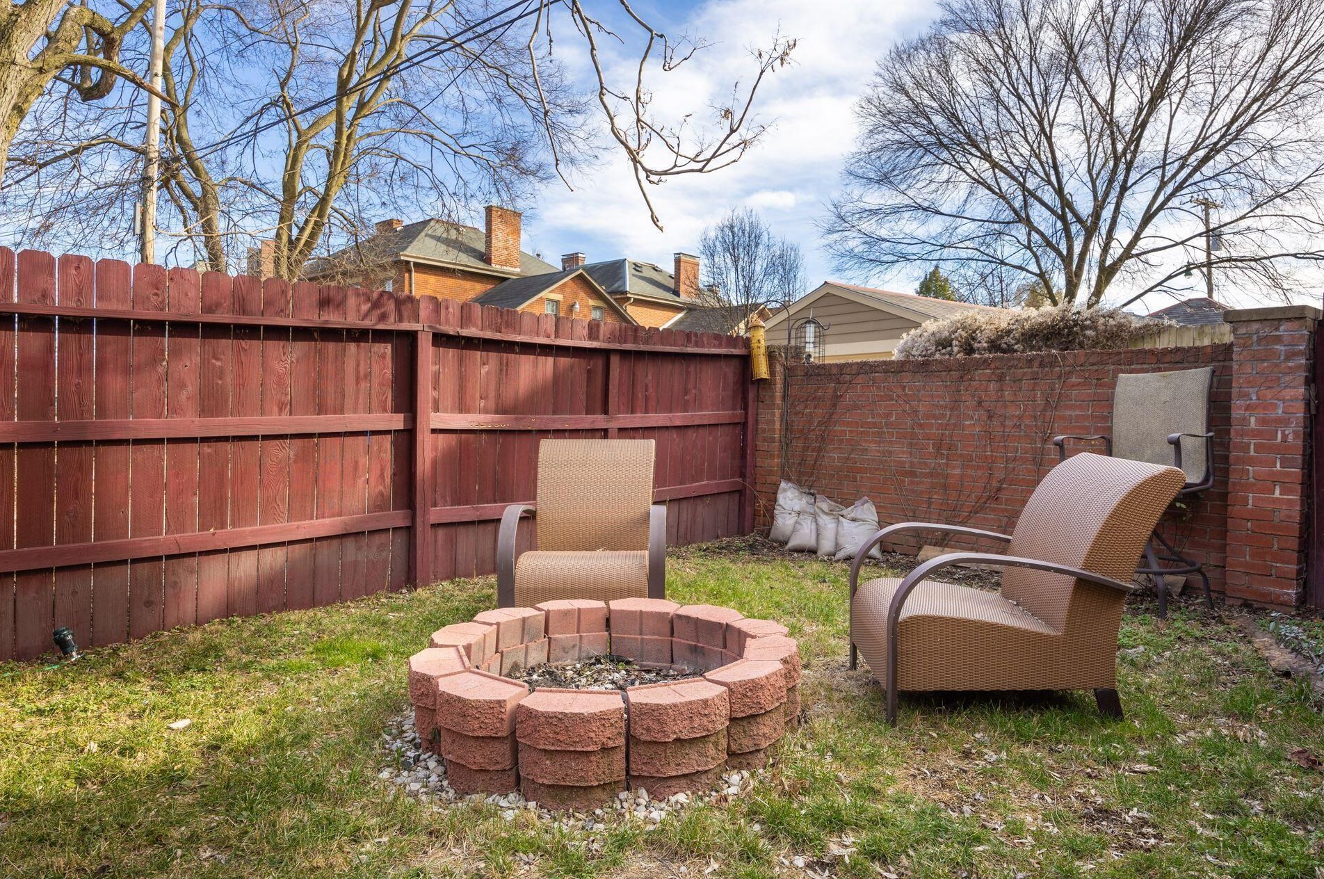 35 Thurman Ave, Columbus OH  43206-3423 exterior