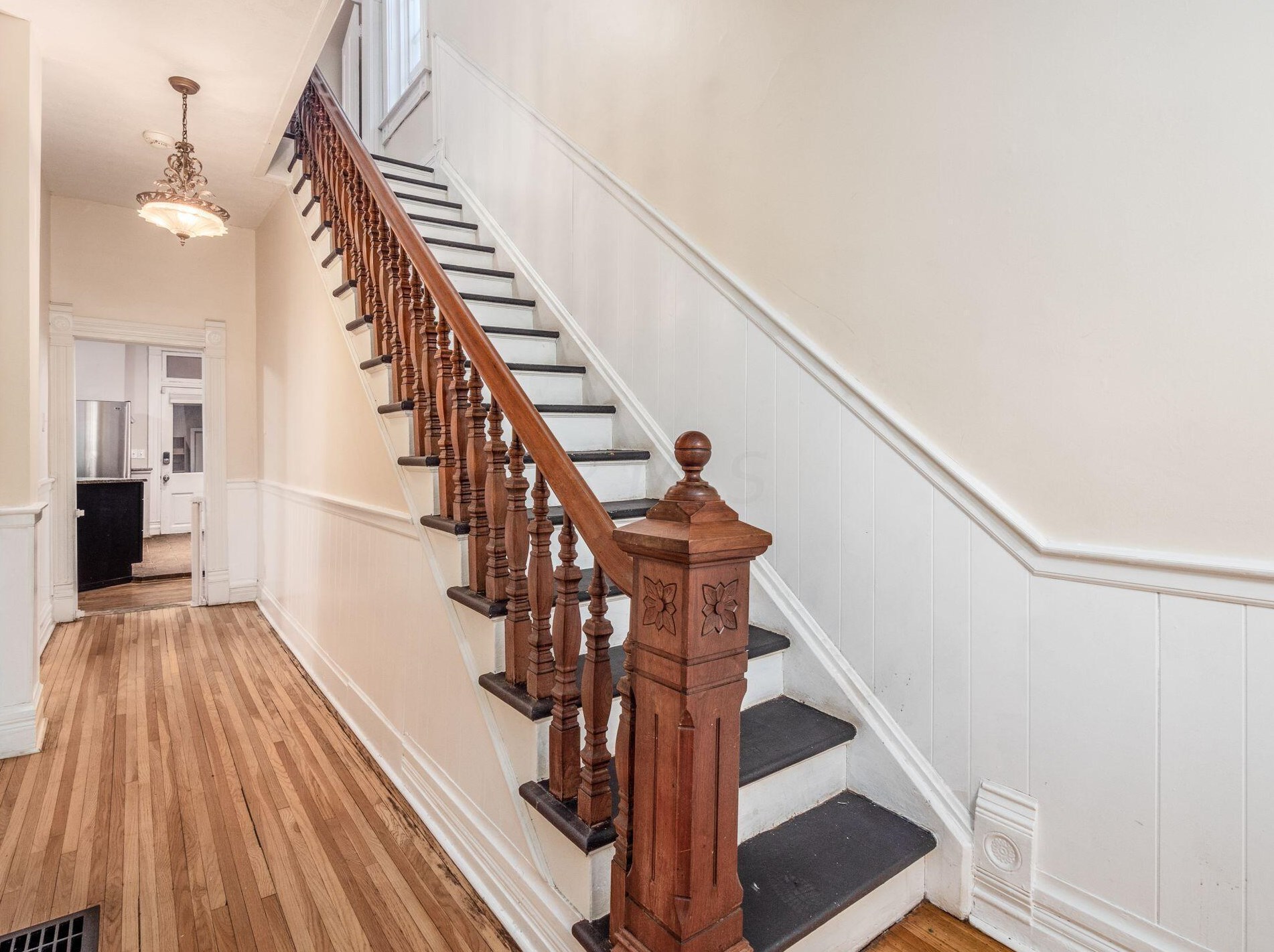 35 Thurman Ave, Columbus OH  43206-3423 exterior