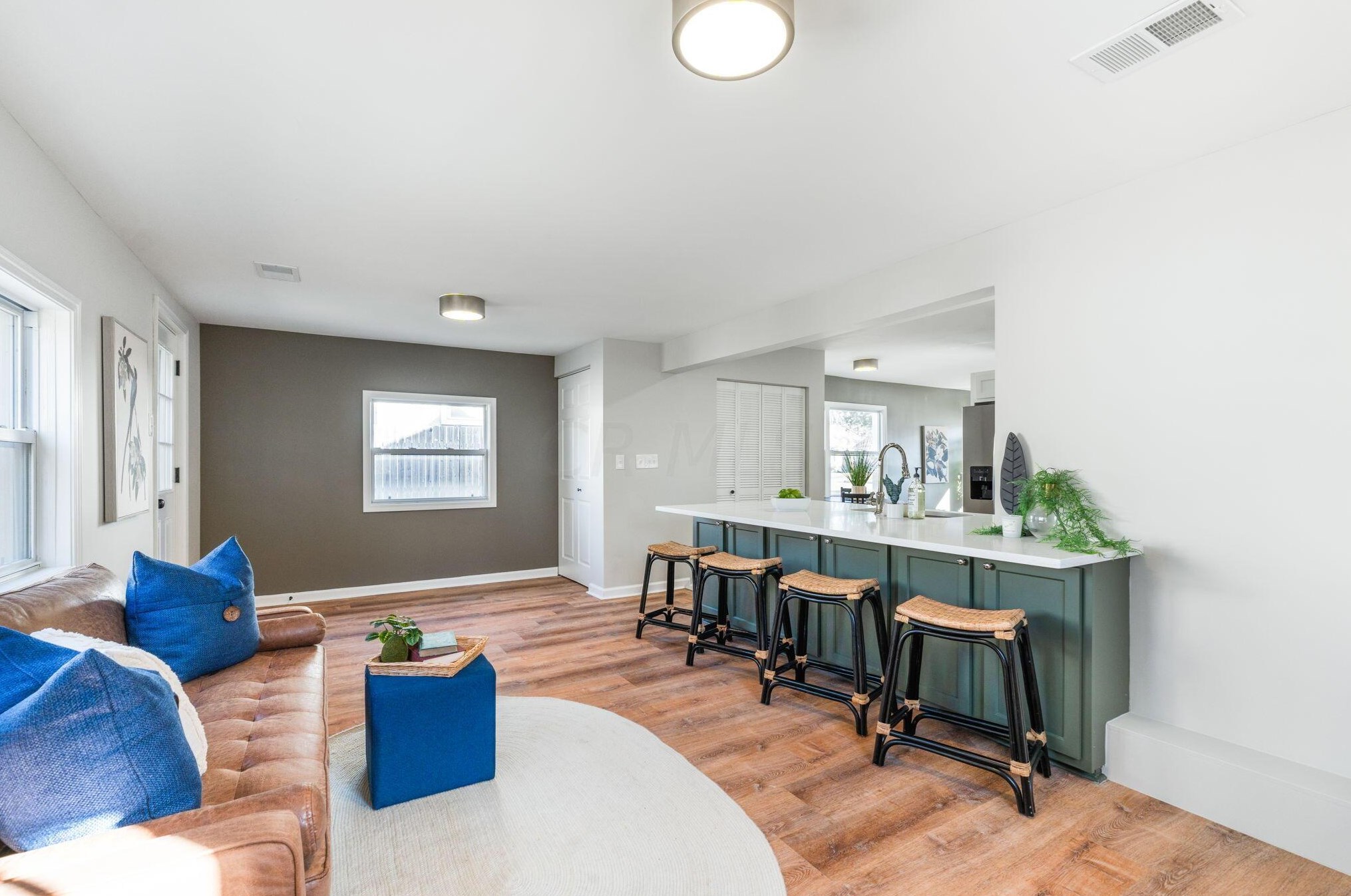 189 Gould Rd, Columbus OH  43209-1549 exterior