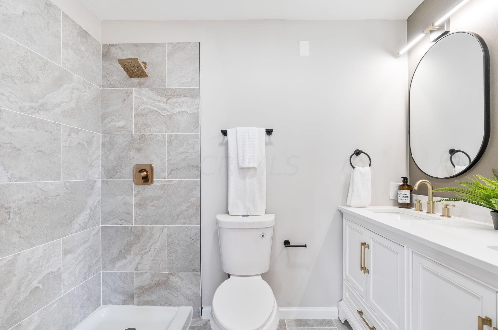 189 Gould Rd, Columbus OH  43209-1549 exterior