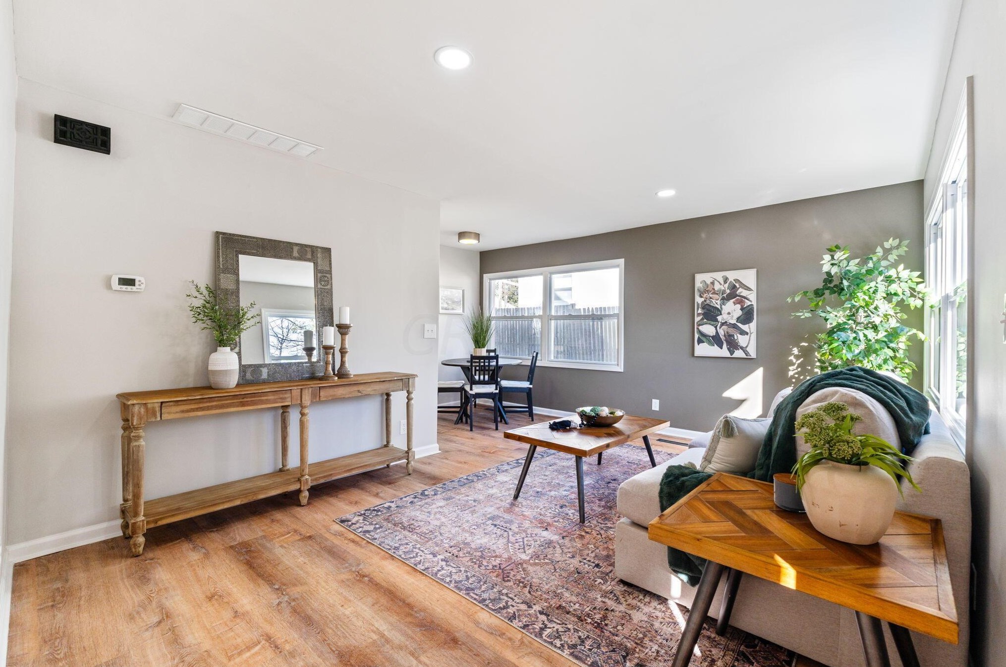 189 Gould Rd, Columbus OH  43209-1549 exterior