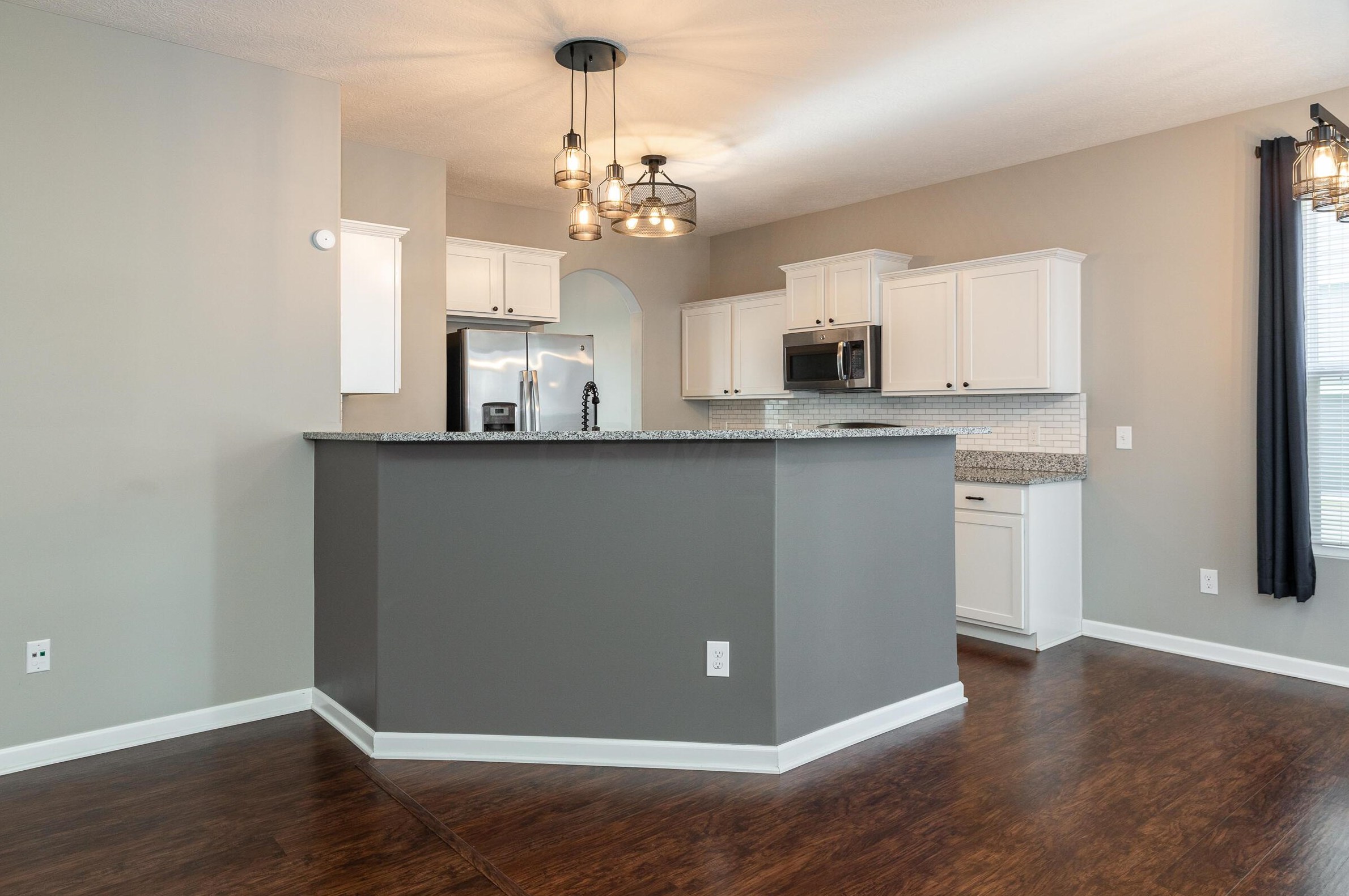 5654 Alliance Way, Columbus OH  43228-8947 exterior