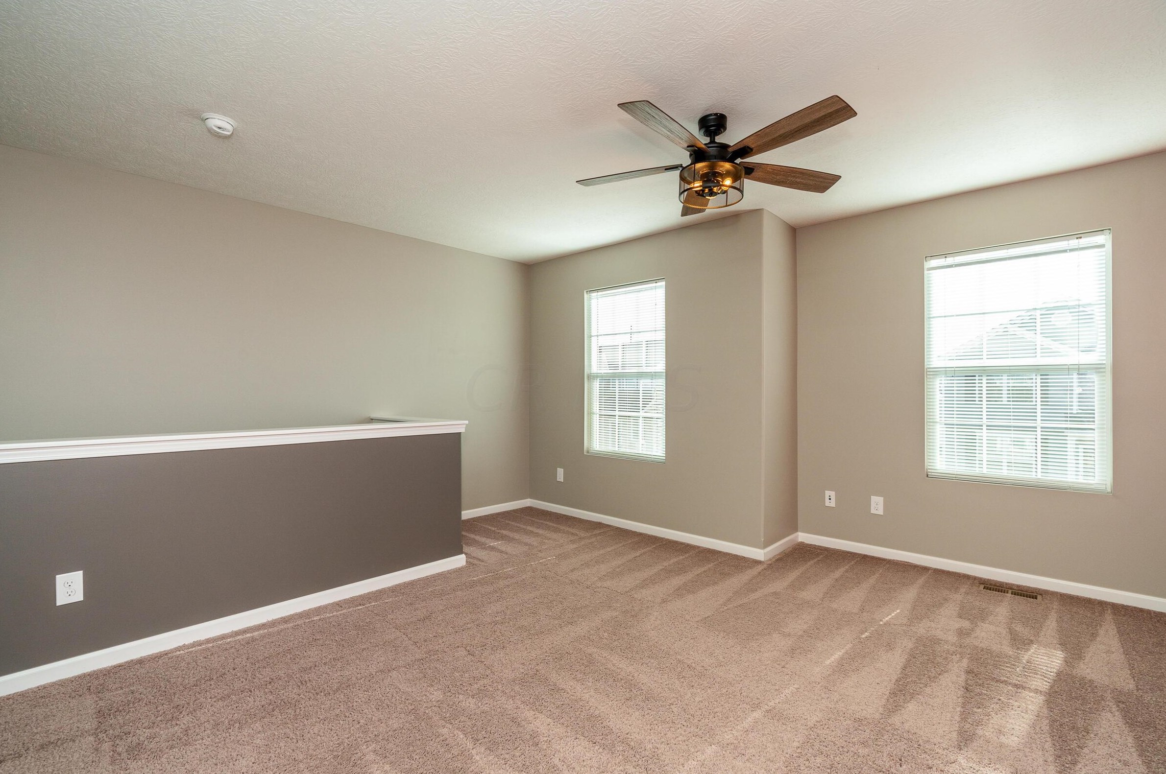 5654 Alliance Way, Columbus OH  43228-8947 exterior