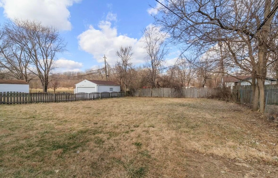 3750 Dort Pl, Columbus OH  43227-2022 exterior