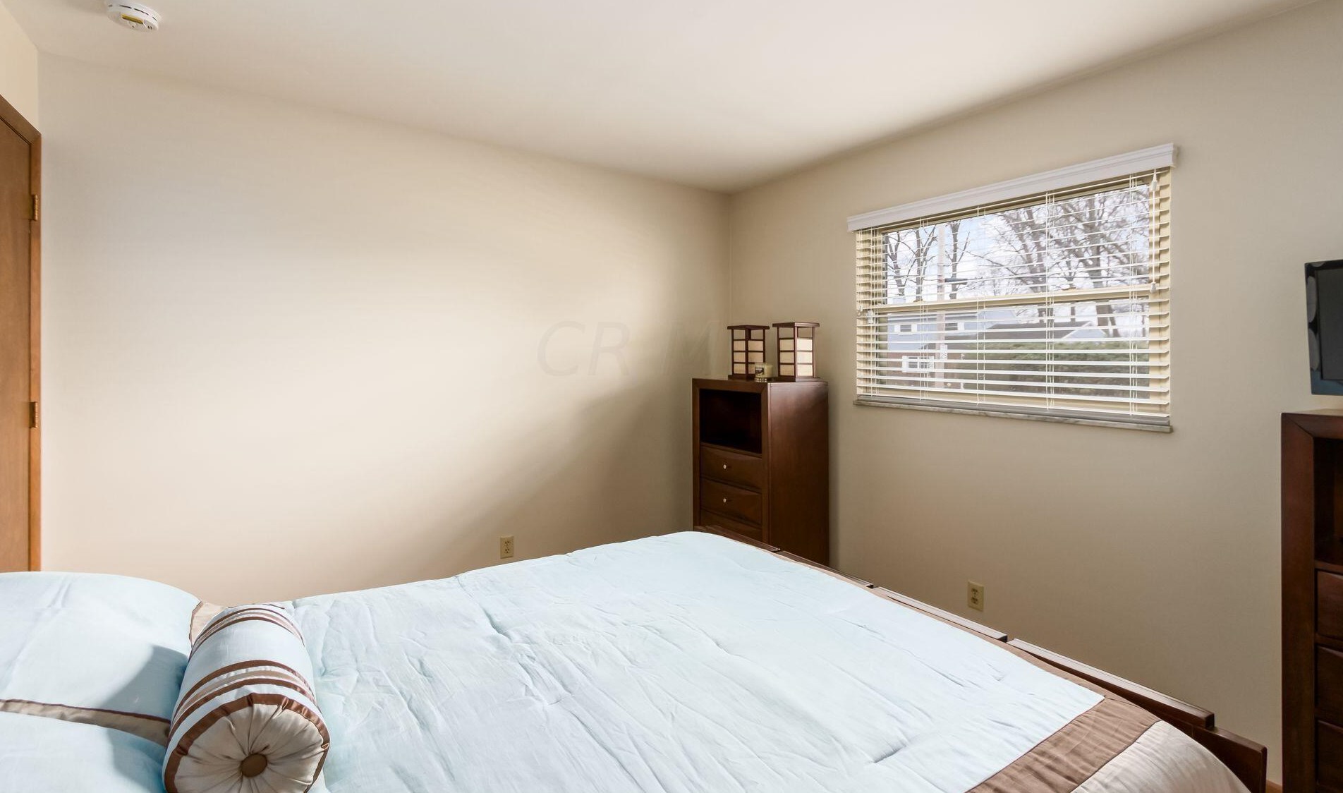 521 Heatherhill Rd, Columbus OH  43213-2461 exterior