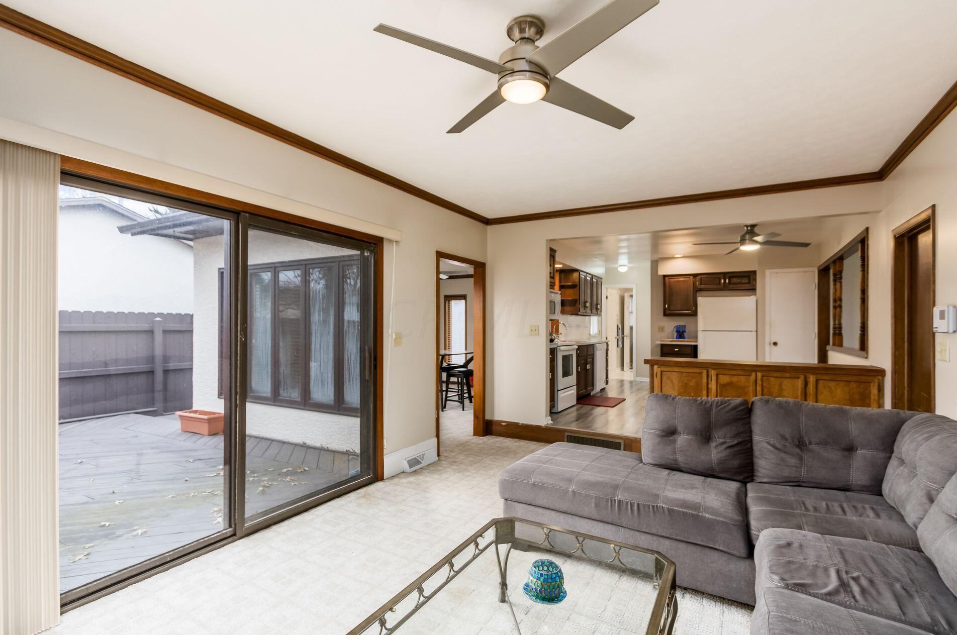 521 Heatherhill Rd, Columbus OH  43213-2461 exterior