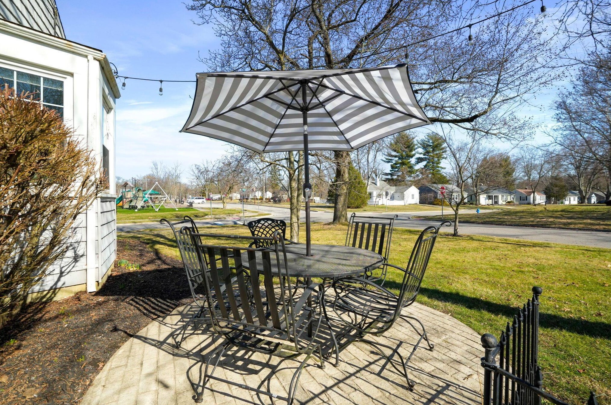 395 Selby Blvd, Columbus OH  43085-3623 exterior