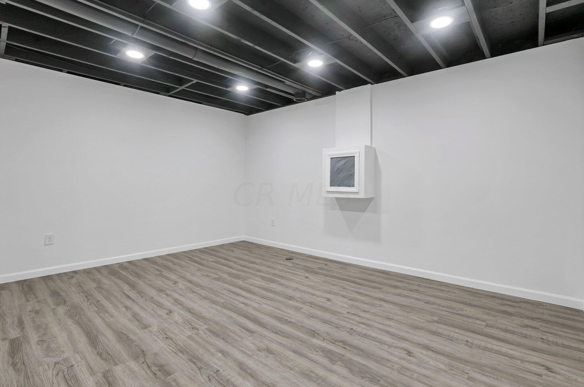 1544 Berkhard Dr, Columbus OH  43223-3385 exterior