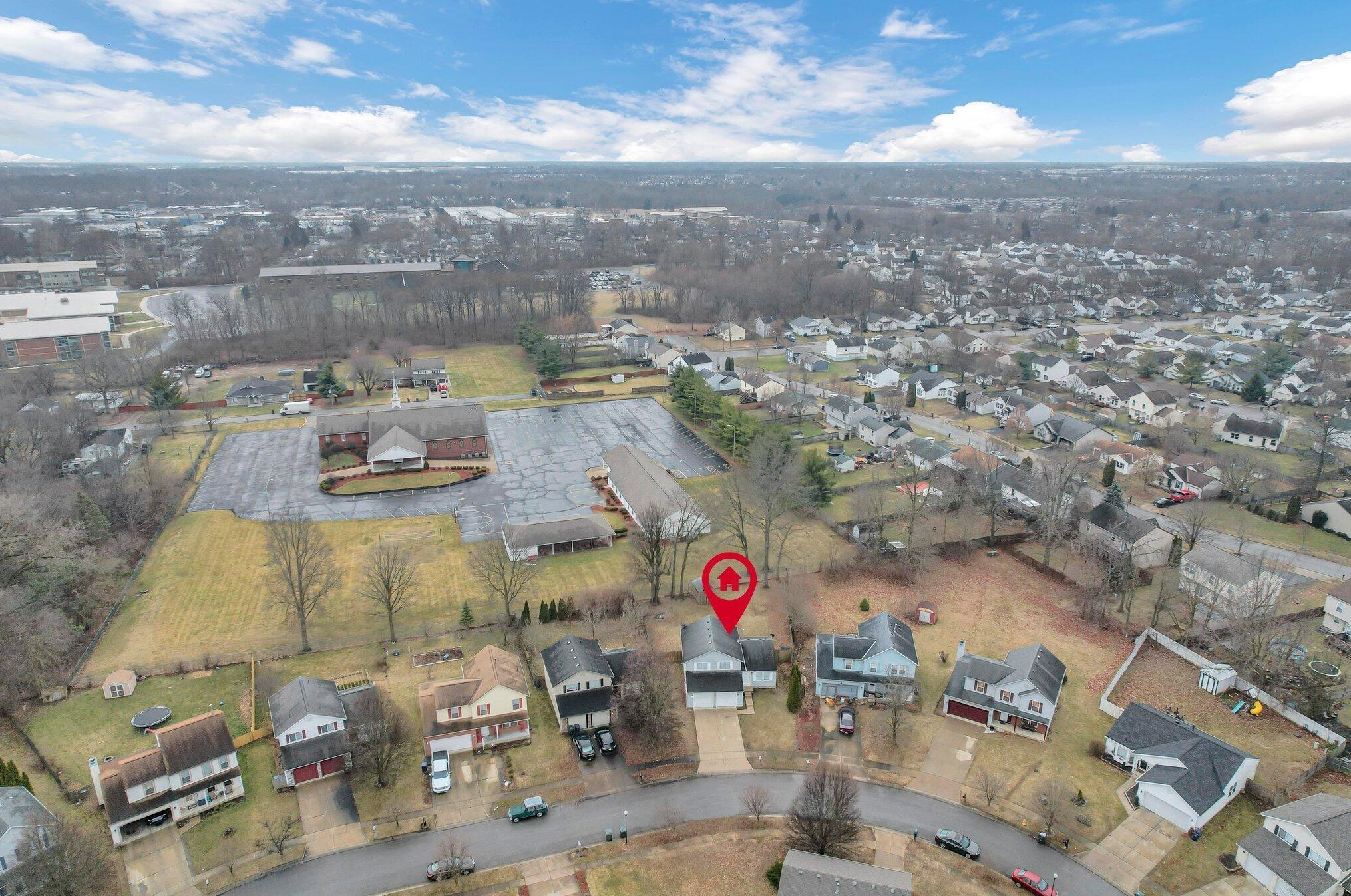 1544 Berkhard Dr, Columbus OH  43223-3385 exterior