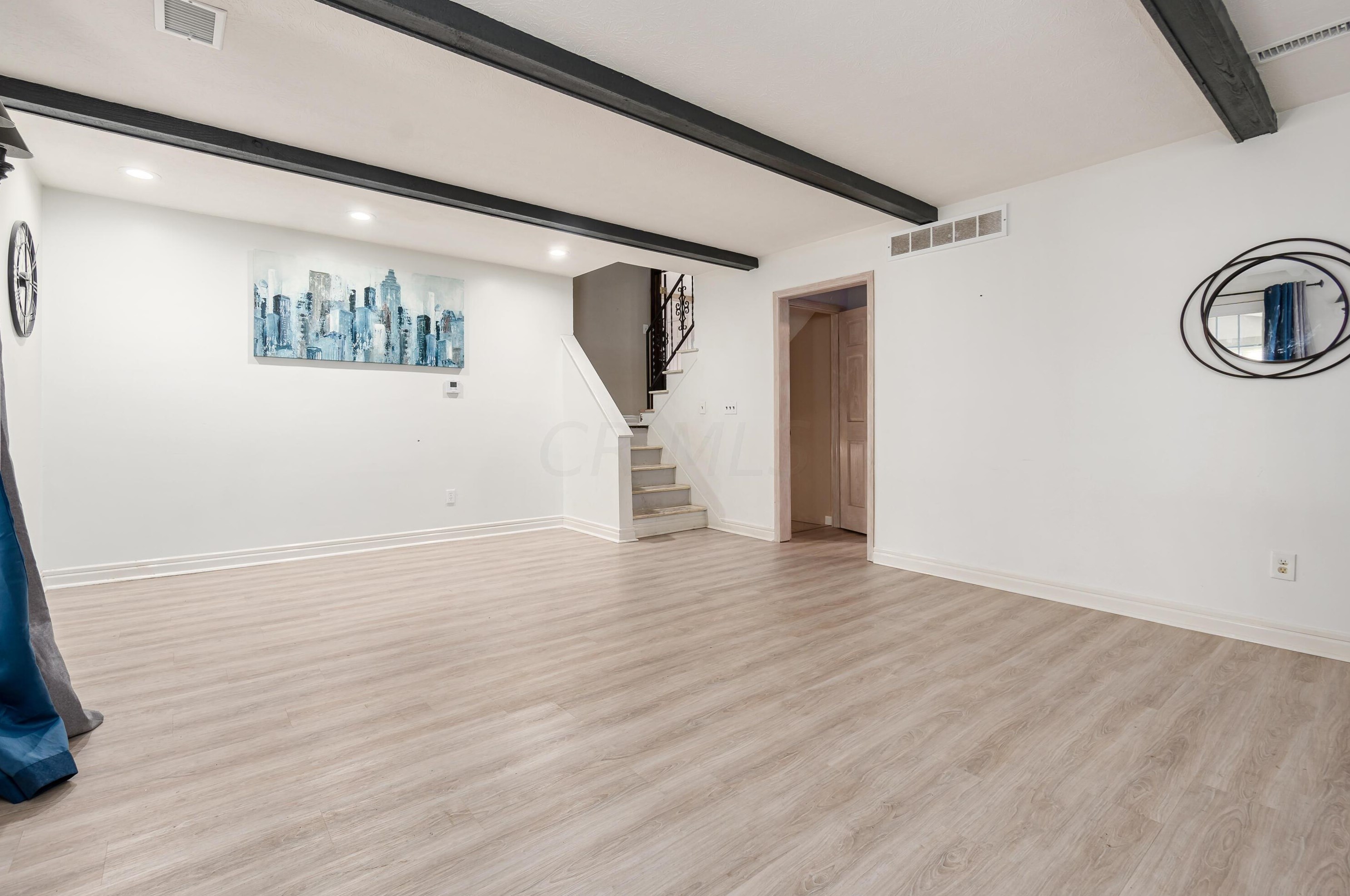 6252 Willowcrest Dr, Columbus OH  43229-2146 exterior